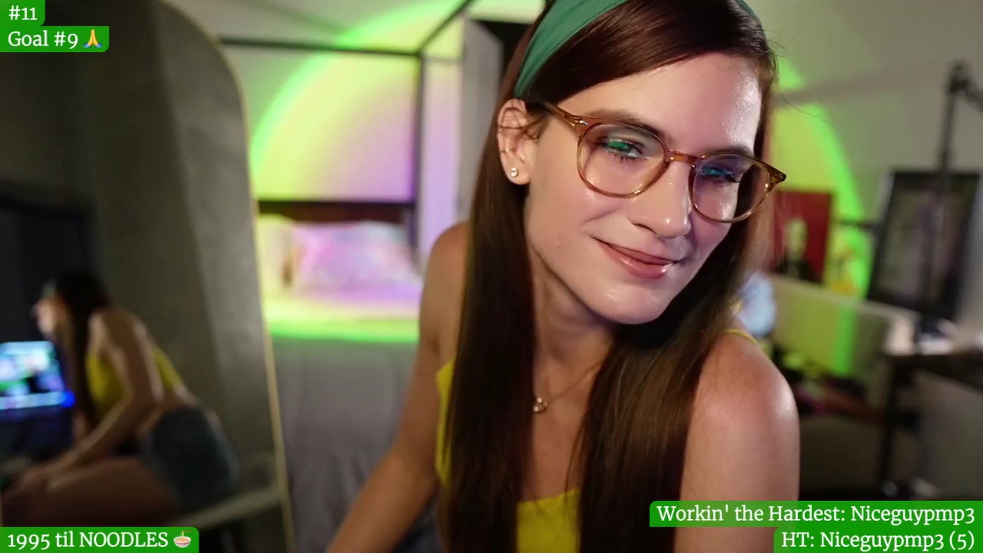 Gallery image thumbnail from Gia_Hill's myfreecams stream on, 06/22/2024, 06:20 image 1 of 20