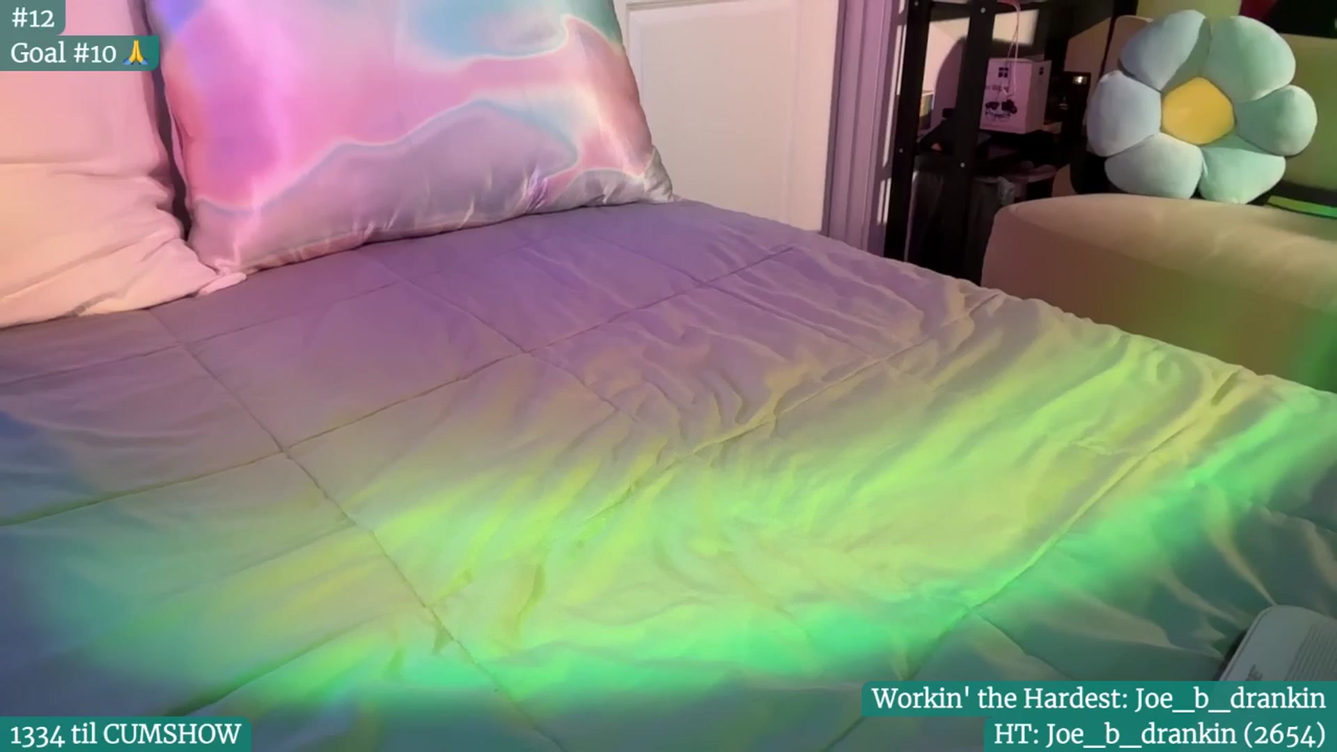 Gallery image thumbnail from Gia_Hill's myfreecams stream on, 06/25/2024, 06:19 image 1 of 20
