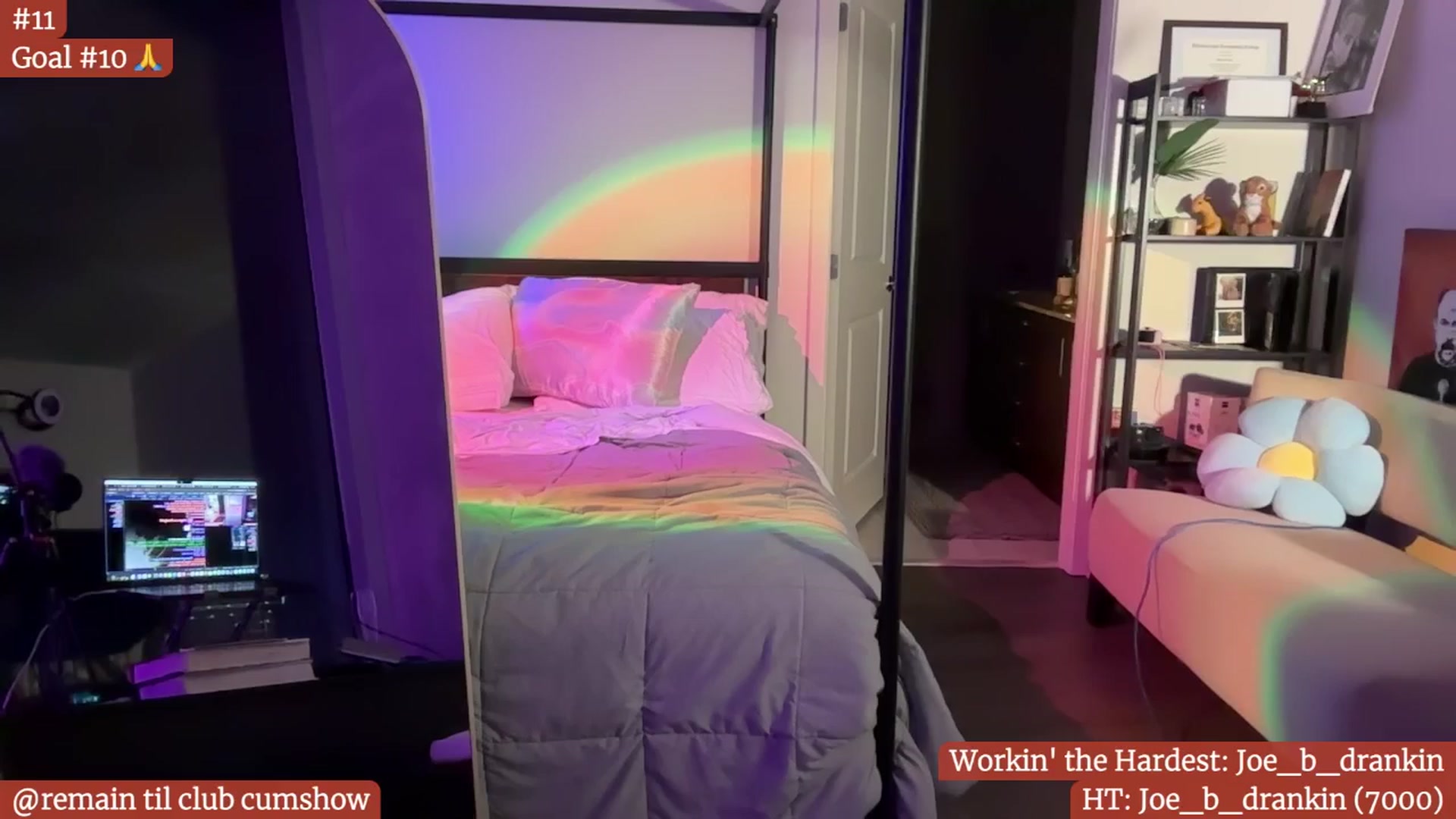 Gallery image thumbnail from Gia_Hill's myfreecams stream on, 06/27/2024, 05:50 image 6 of 20