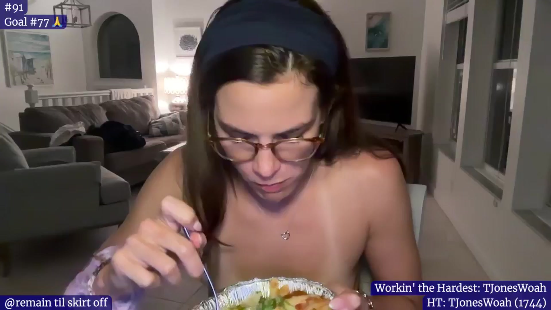 Gallery image thumbnail from Gia_Hill's myfreecams stream on, 07/22/2024, 03:28 image 10 of 20