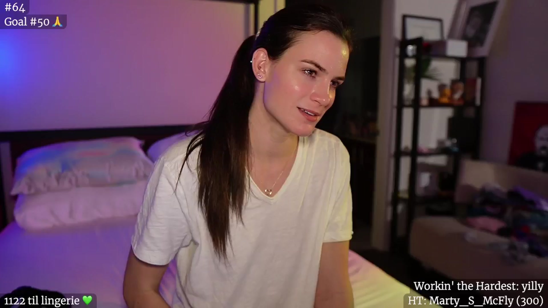 Gallery image thumbnail from Gia_Hill's myfreecams stream on, 10/01/2024, 03:13 image 14 of 20