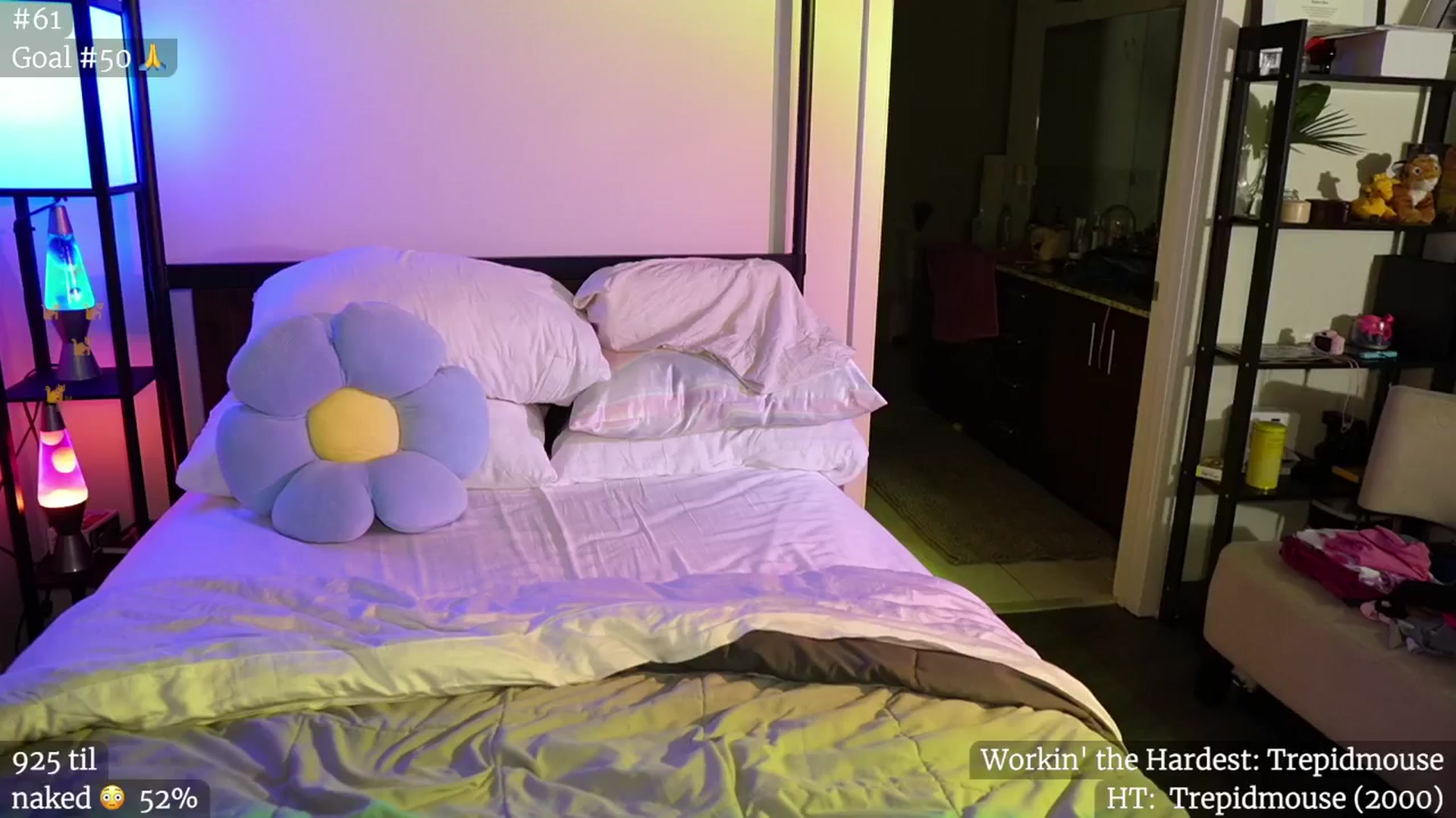 Gallery image thumbnail from Gia_Hill's myfreecams stream on, 10/21/2024, 03:10 image 4 of 20