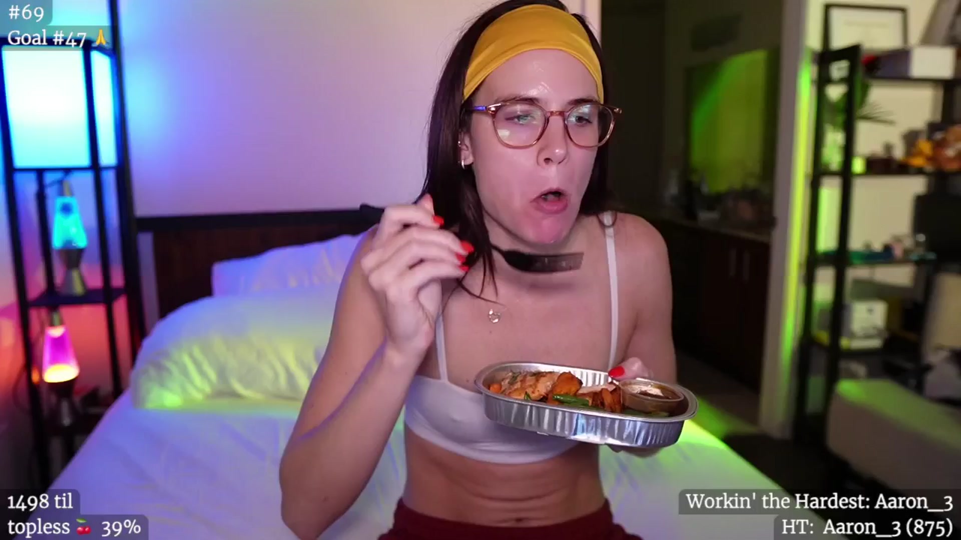 Gallery image thumbnail from Gia_Hill's myfreecams stream on, 11/11/2024, 02:40 image 9 of 20