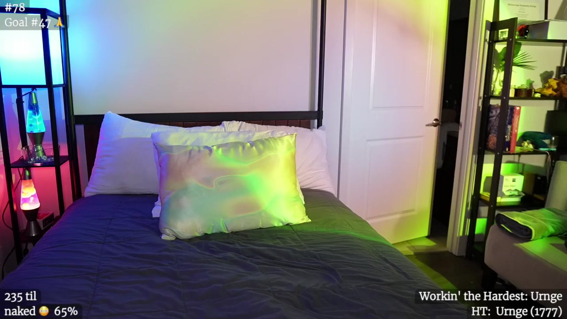 Gallery image thumbnail from Gia_Hill's myfreecams stream on, 11/14/2024, 04:04 image 16 of 20