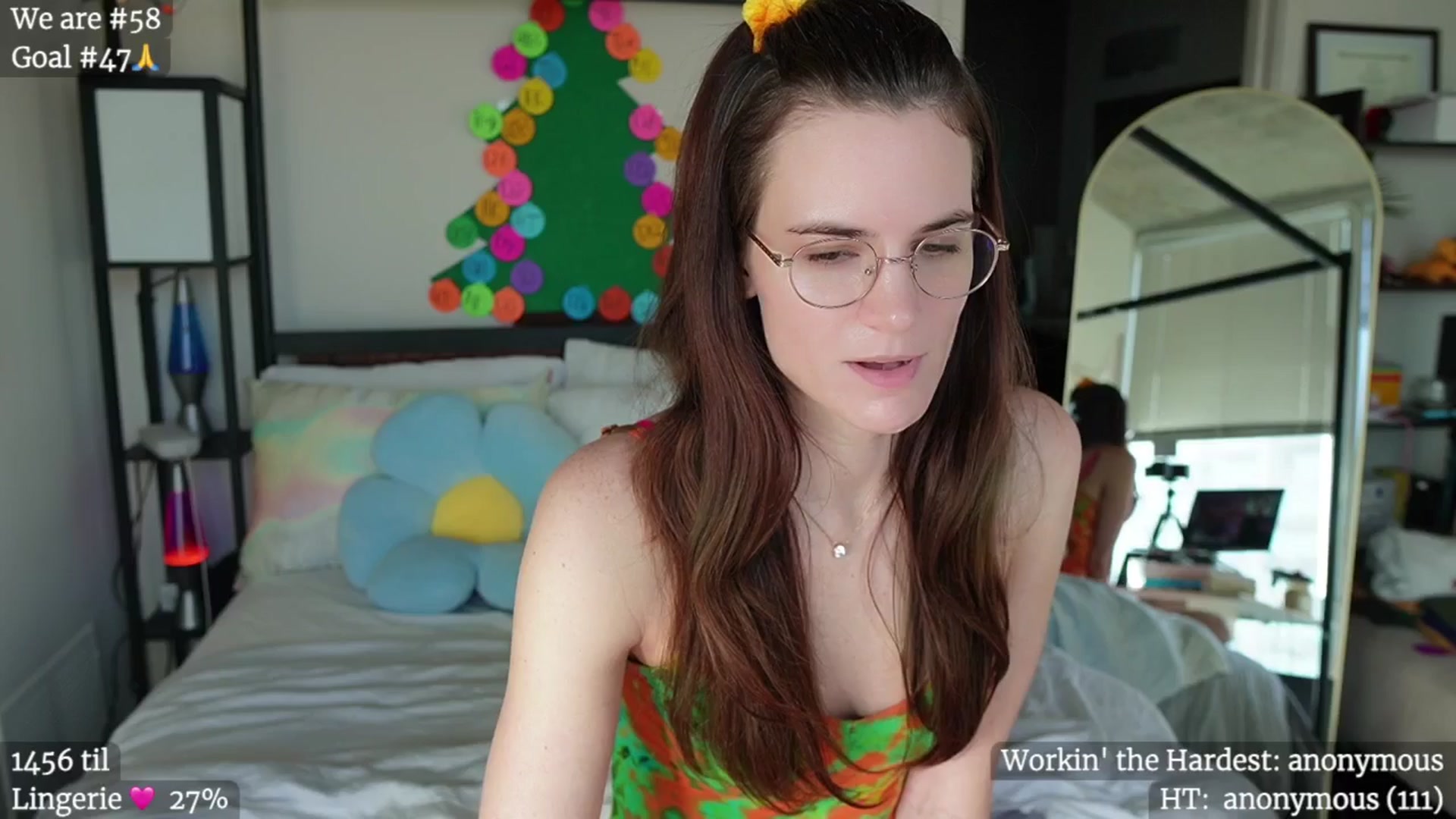 Gallery image thumbnail from Gia_Hill's myfreecams stream on, 12/15/2024, 21:20 image 1 of 20