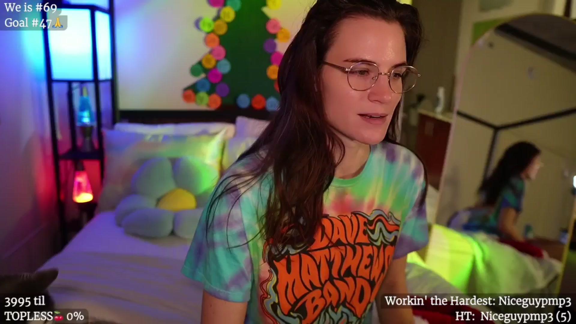 Gallery image thumbnail from Gia_Hill's myfreecams stream on, 12/18/2024, 24:01 image 1 of 20