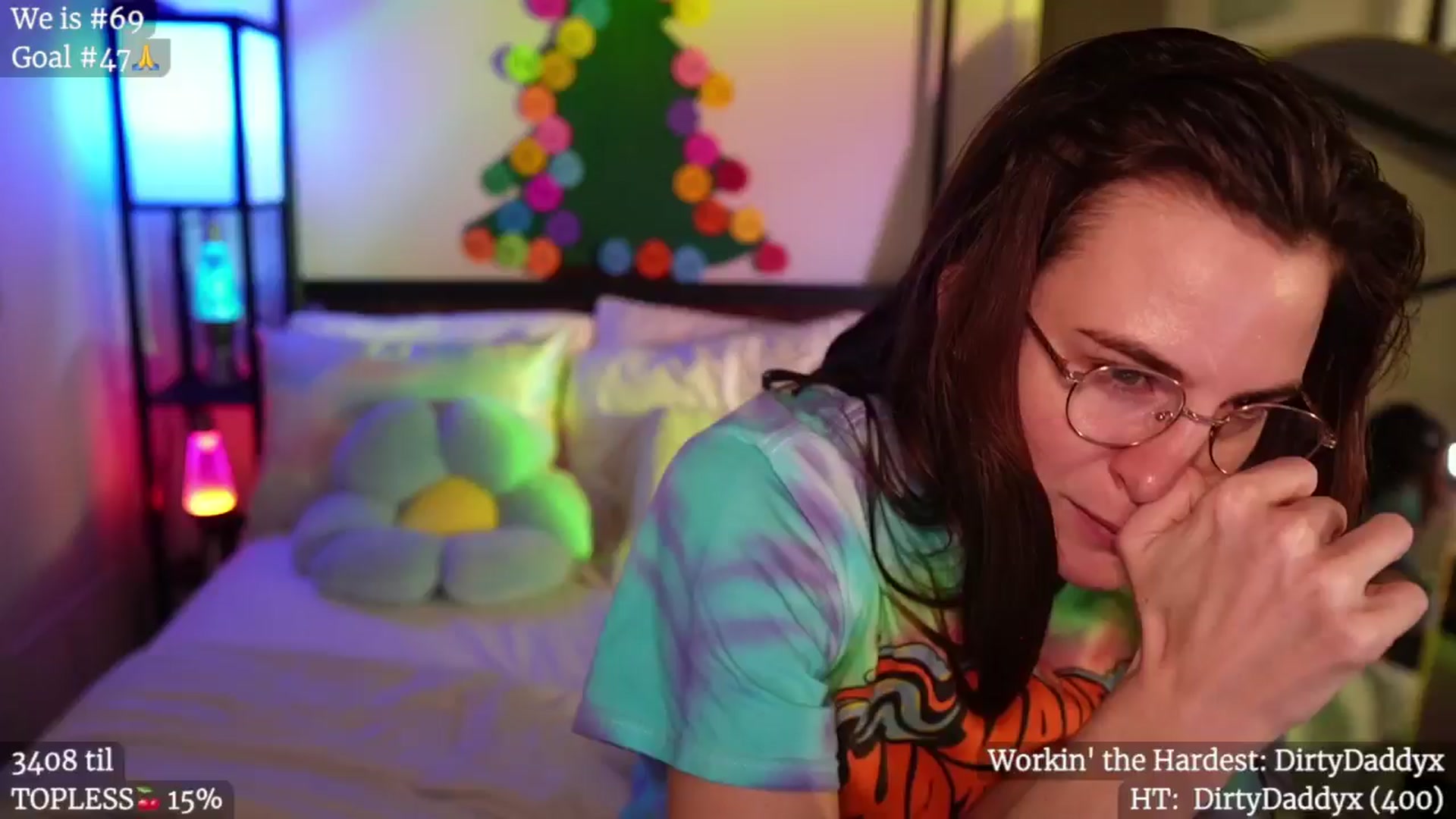 Gallery image thumbnail from Gia_Hill's myfreecams stream on, 12/18/2024, 24:01 image 18 of 20