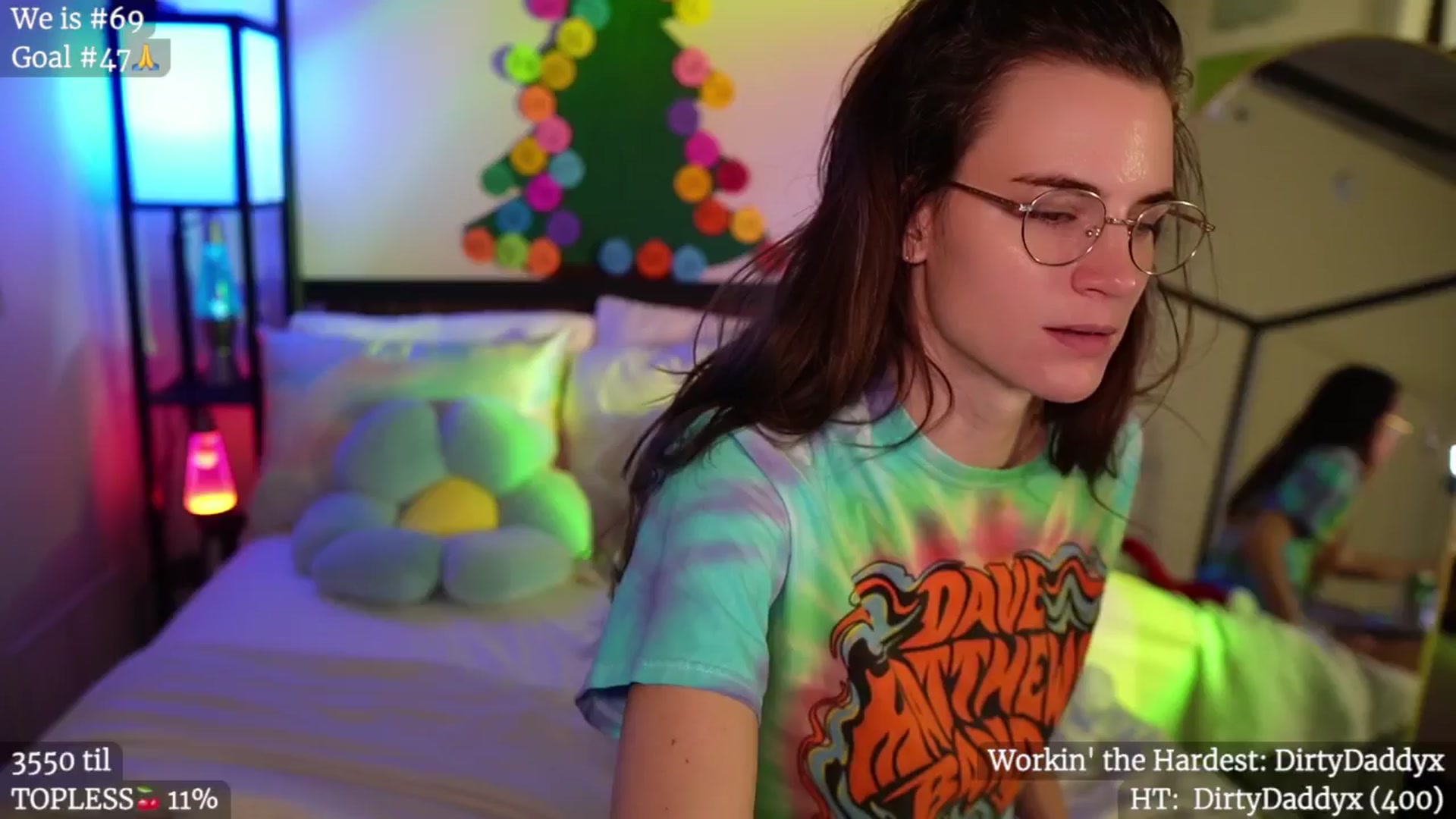 Gallery image thumbnail from Gia_Hill's myfreecams stream on, 12/18/2024, 24:01 image 12 of 20