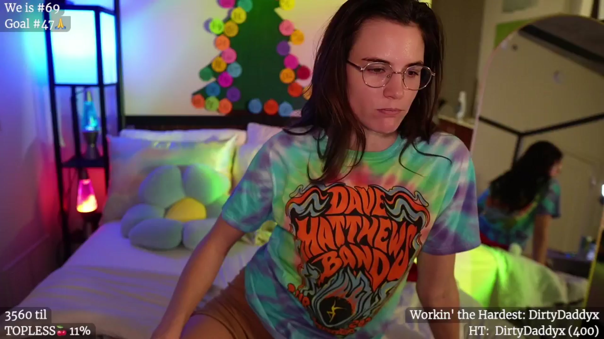 Gallery image thumbnail from Gia_Hill's myfreecams stream on, 12/18/2024, 24:01 image 8 of 20