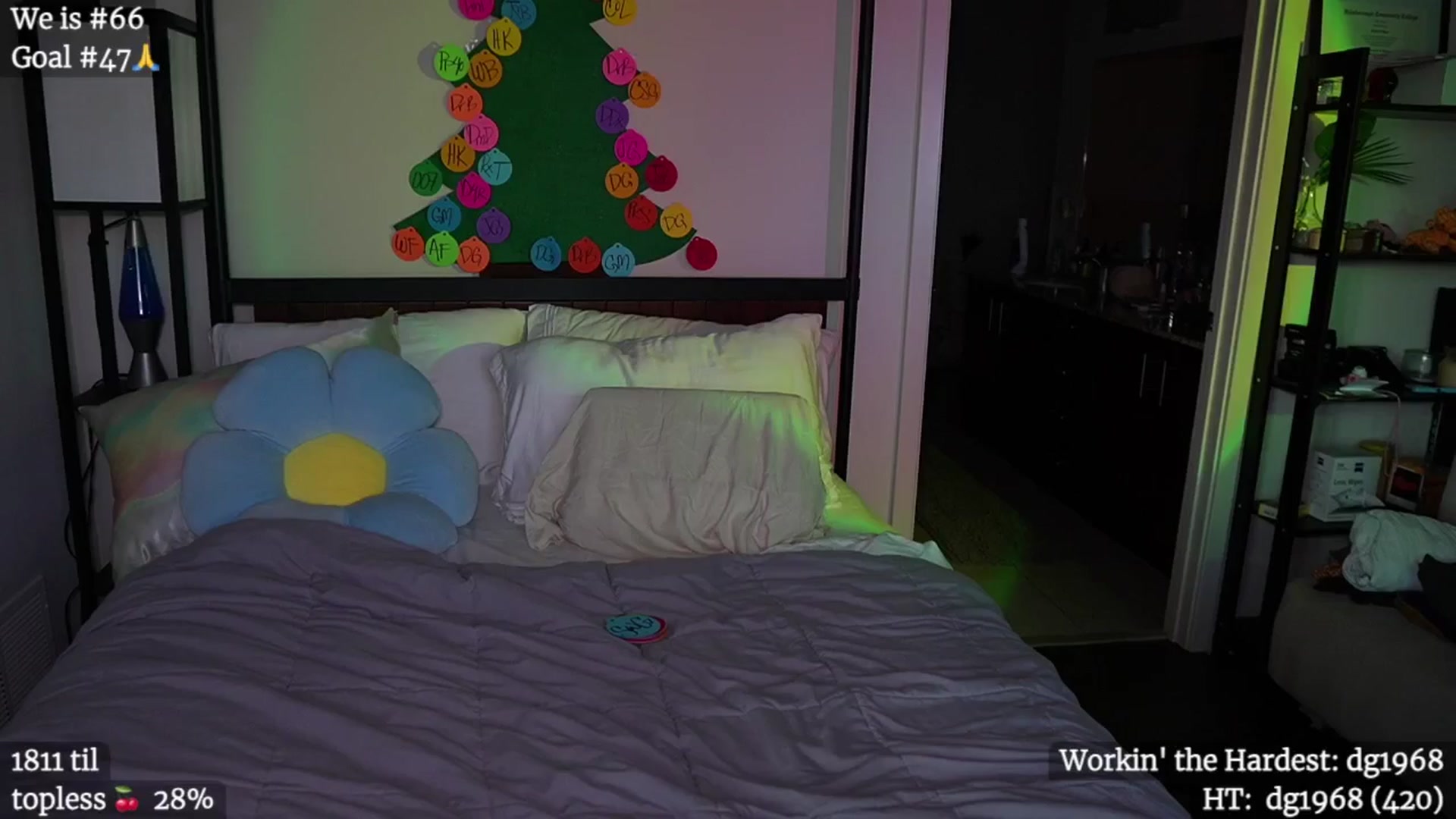 Gallery image thumbnail from Gia_Hill's myfreecams stream on, 12/18/2024, 23:59 image 8 of 20