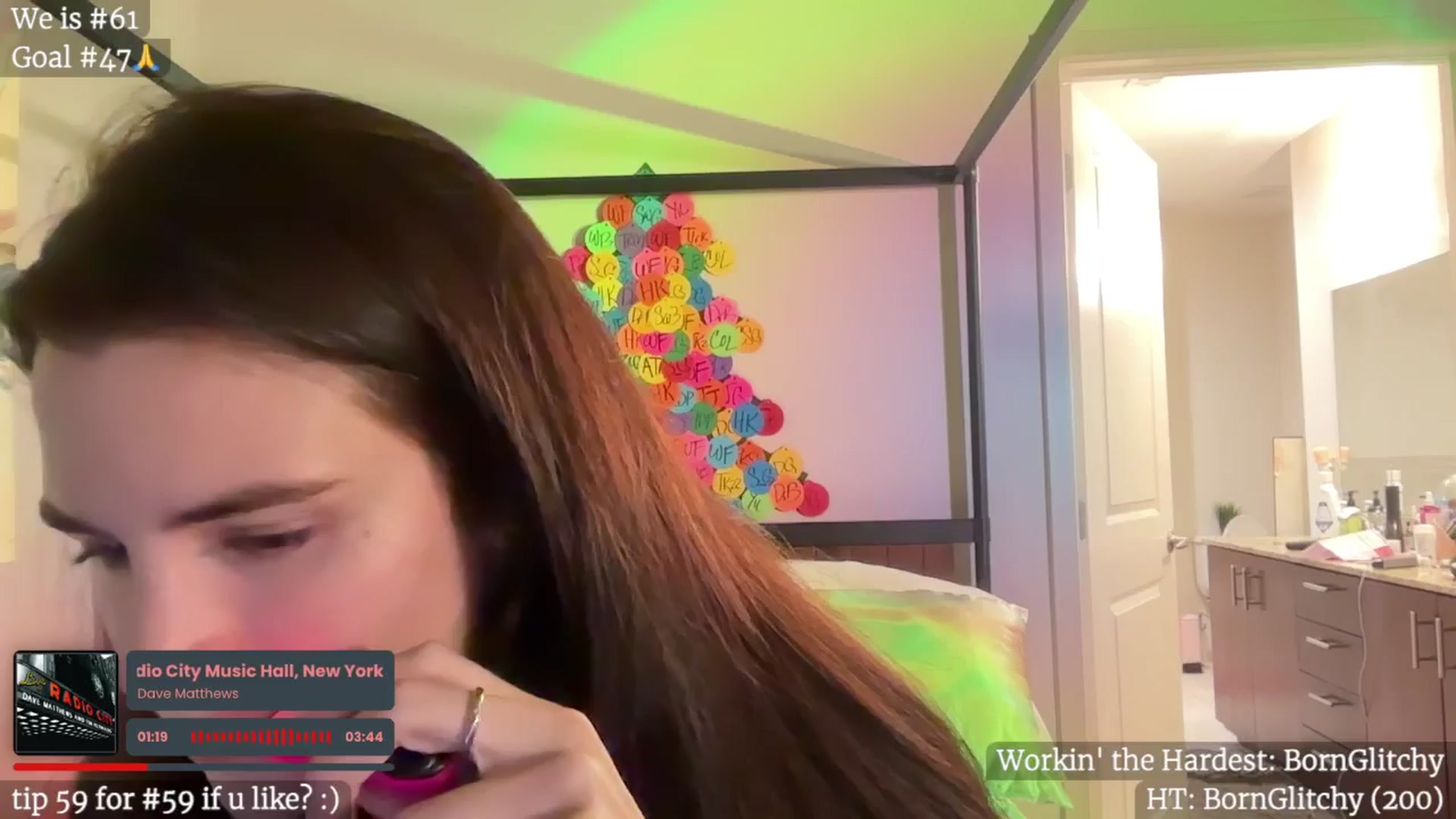 Gallery image thumbnail from Gia_Hill's myfreecams stream on, 12/24/2024, 07:40 image 12 of 20