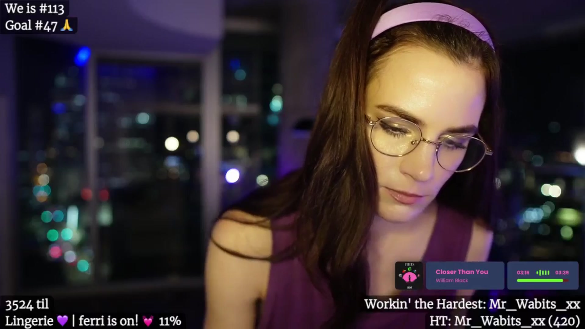 Gallery image thumbnail from Gia_Hill's myfreecams stream on, 01/18/2025, 02:17 image 7 of 20