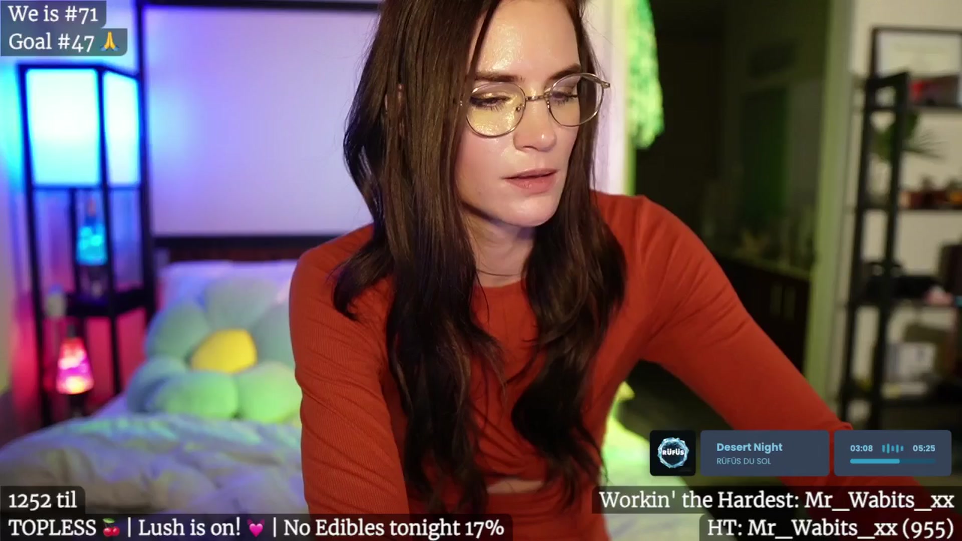 Gallery image thumbnail from Gia_Hill's myfreecams stream on, 01/19/2025, 05:20 image 16 of 20