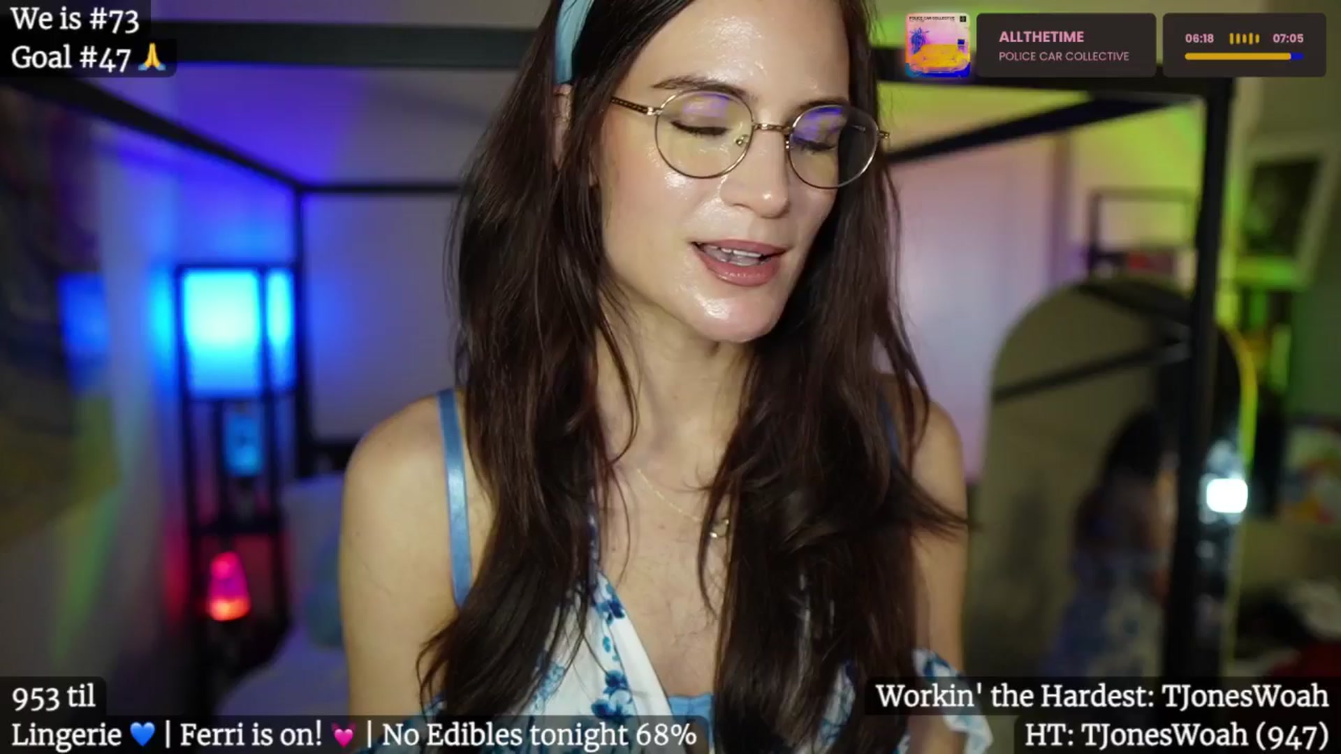 Gallery image thumbnail from Gia_Hill's myfreecams stream on, 01/19/2025, 23:48 image 18 of 20