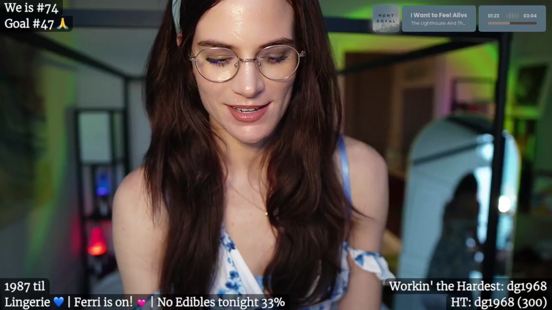 Gallery image thumbnail from Gia_Hill's myfreecams stream on, 01/19/2025, 23:48 image 10 of 20
