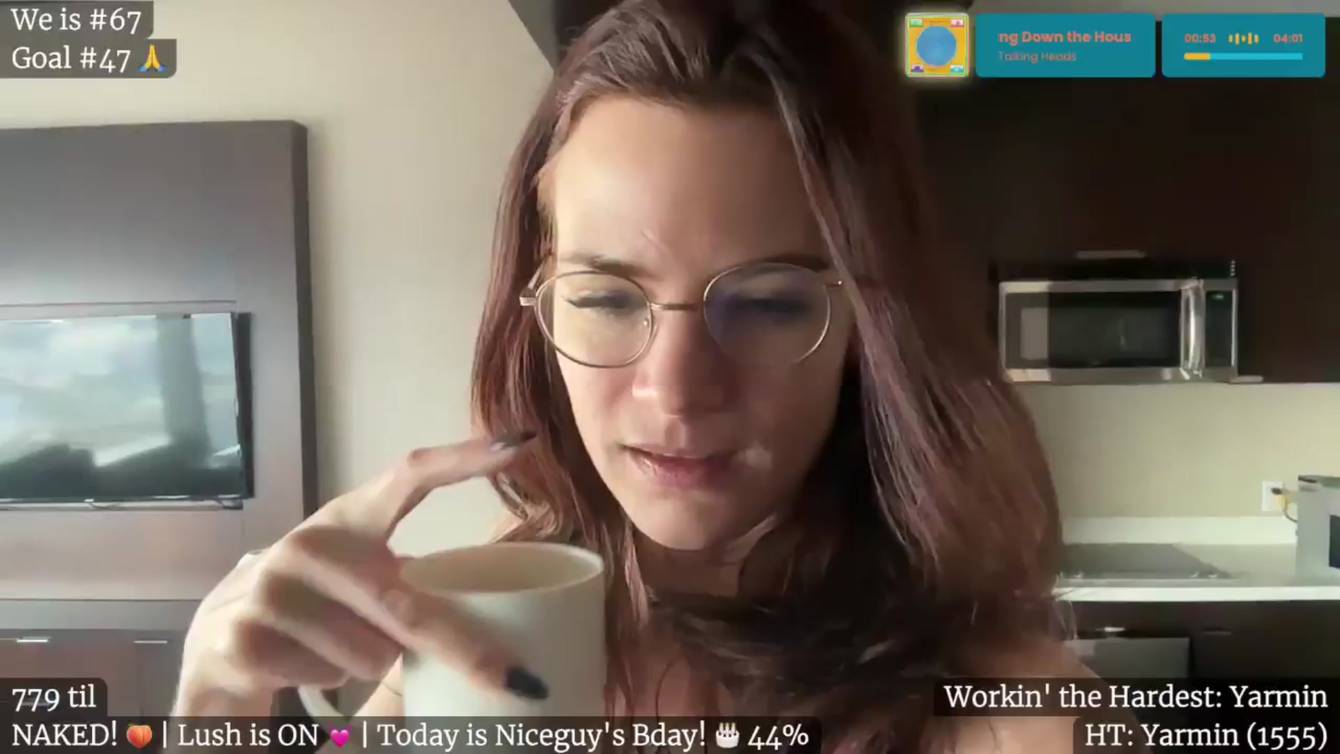Gallery image thumbnail from Gia_Hill's myfreecams stream on, 01/28/2025, 24:50 image 2 of 20