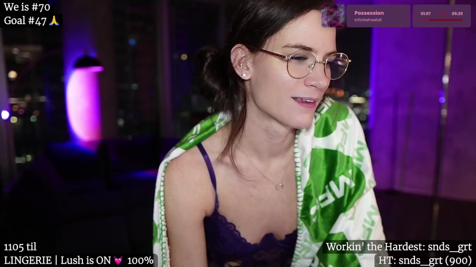 Gallery image thumbnail from Gia_Hill's myfreecams stream on, 02/01/2025, 08:08 image 9 of 20