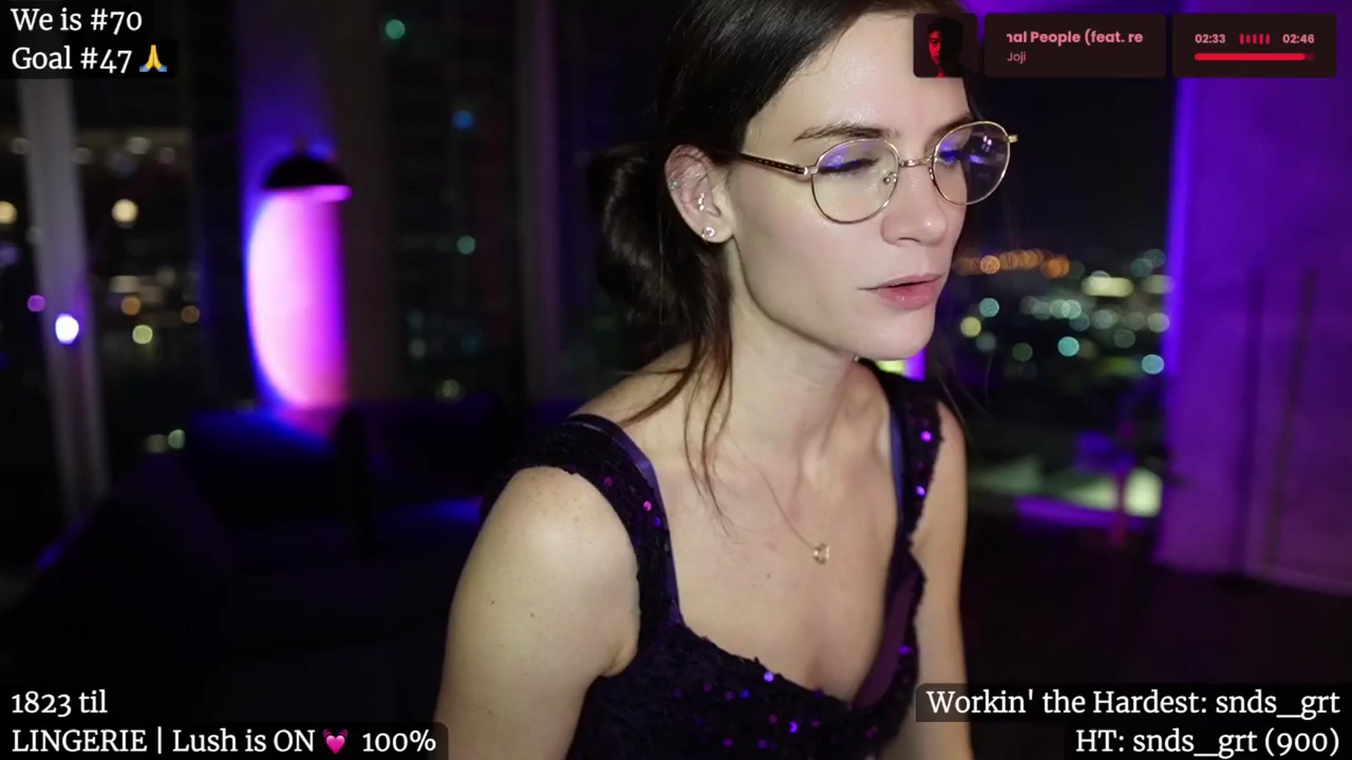 Gallery image thumbnail from Gia_Hill's myfreecams stream on, 02/01/2025, 08:08 image 7 of 20