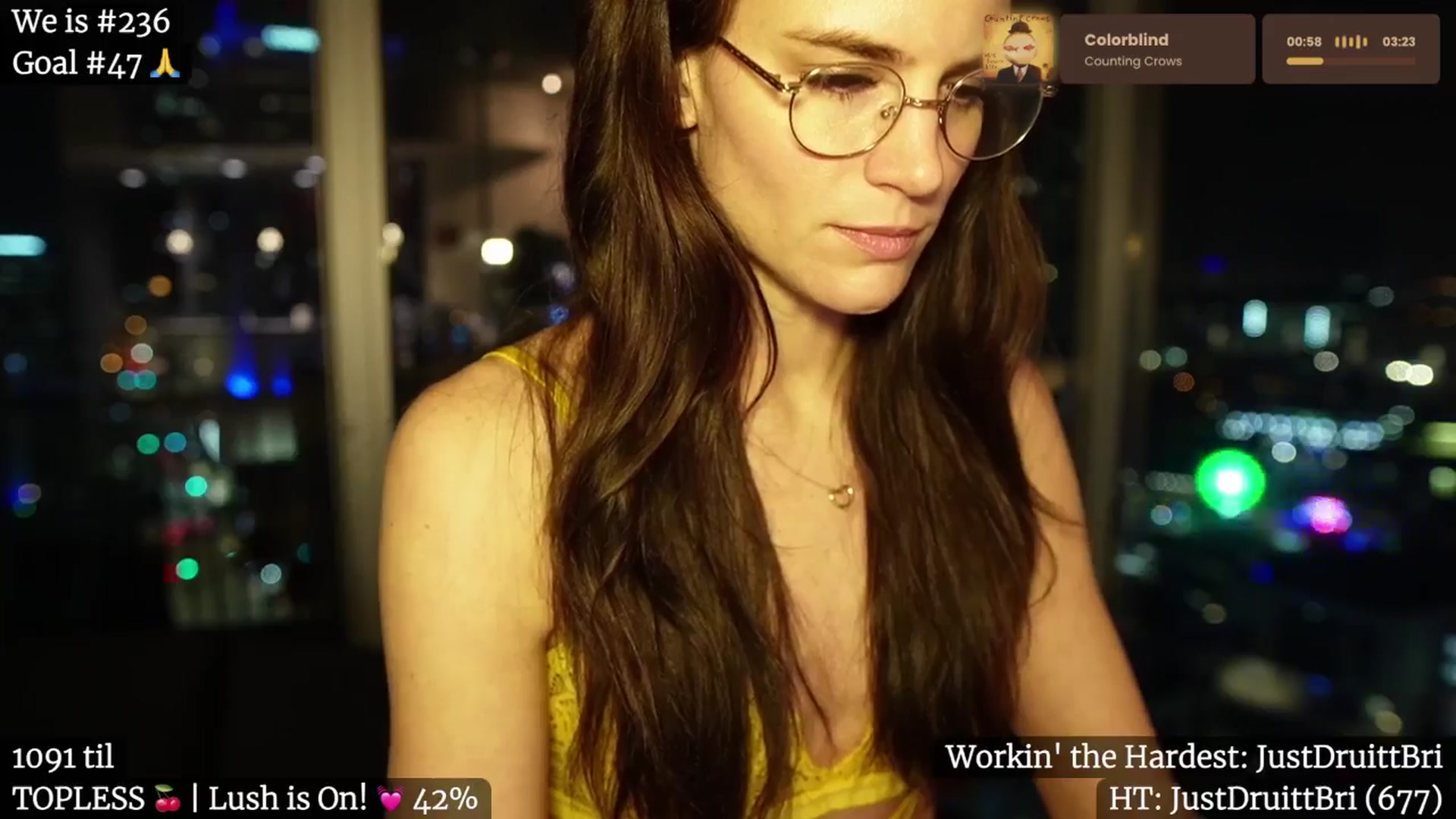 Gallery image thumbnail from Gia_Hill's myfreecams stream on, 02/03/2025, 02:20 image 16 of 20