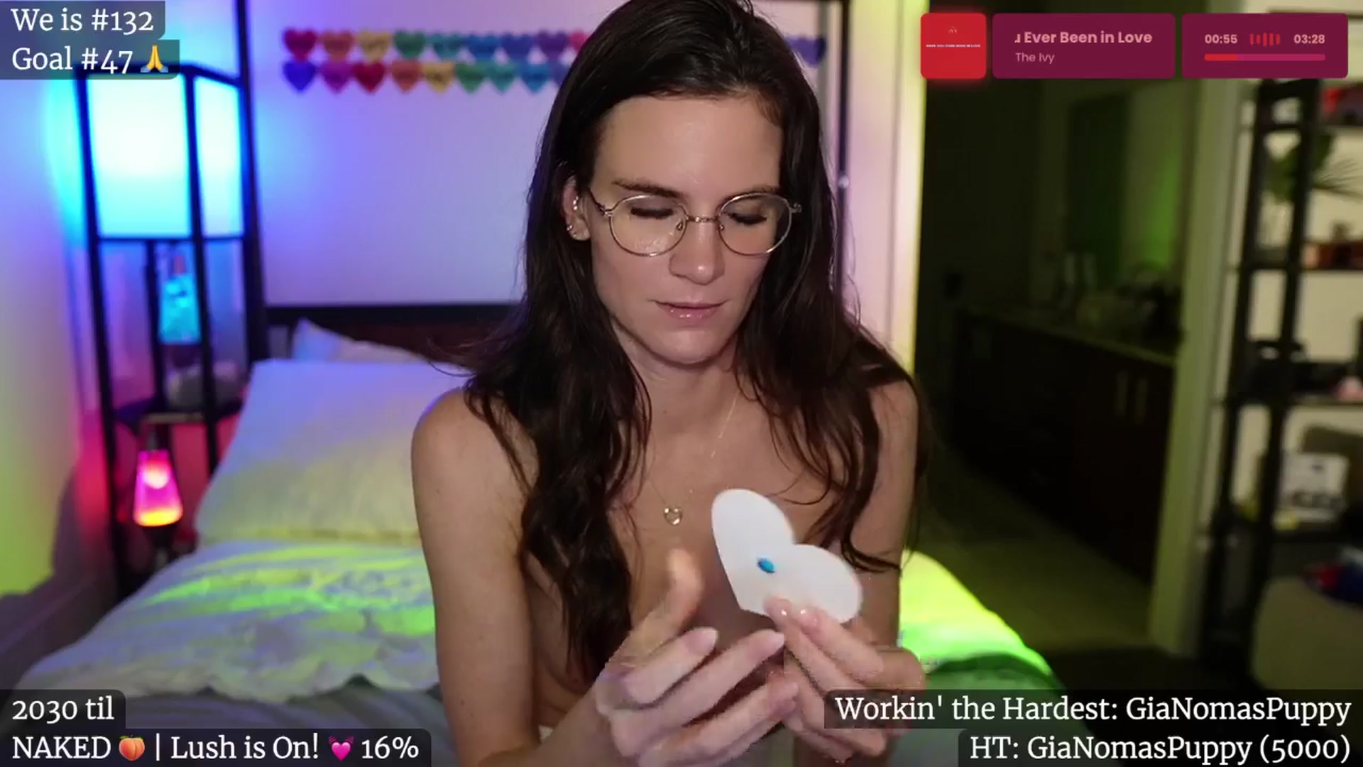 Gallery image thumbnail from Gia_Hill's myfreecams stream on, 02/06/2025, 03:37 image 17 of 20