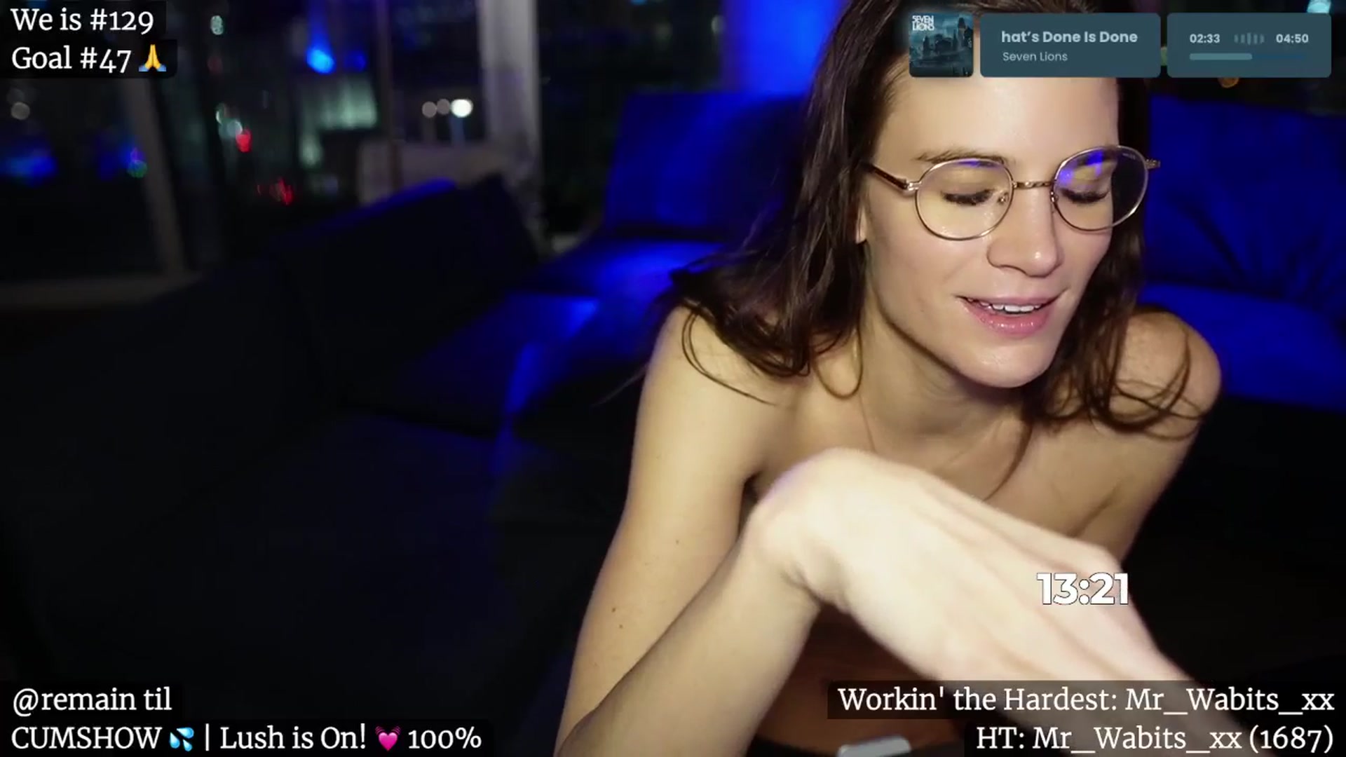 Gallery image thumbnail from Gia_Hill's myfreecams stream on, 02/13/2025, 01:19 image 18 of 20