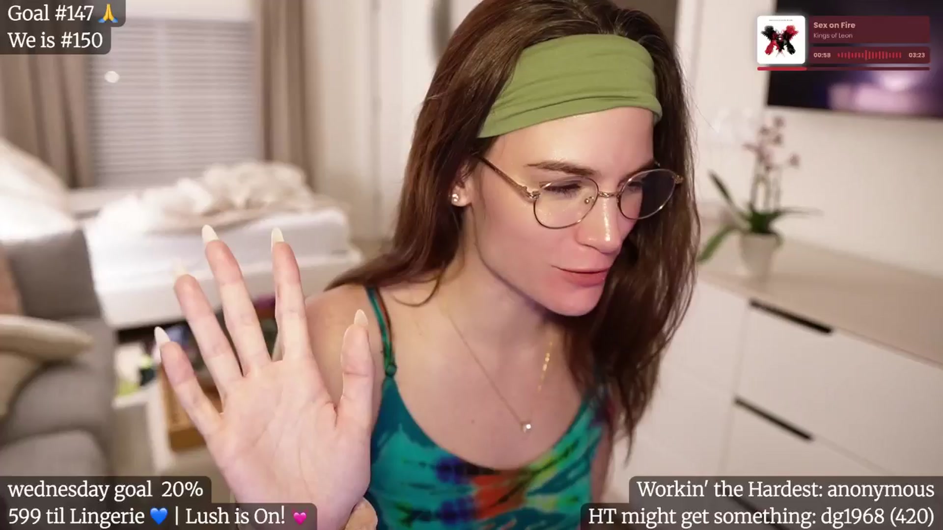 Gallery image thumbnail from Gia_Hill's myfreecams stream on, 04/17/2025, 02:07 image 19 of 20