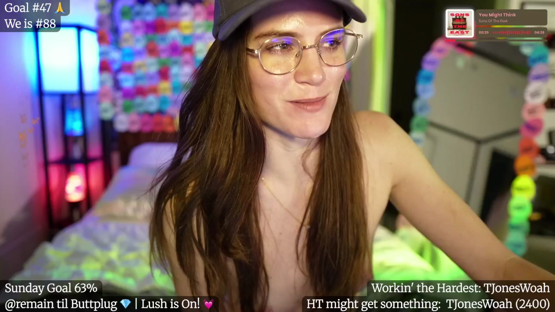 Gallery image thumbnail from Gia_Hill's myfreecams stream on, 04/28/2025, 02:40 image 10 of 20