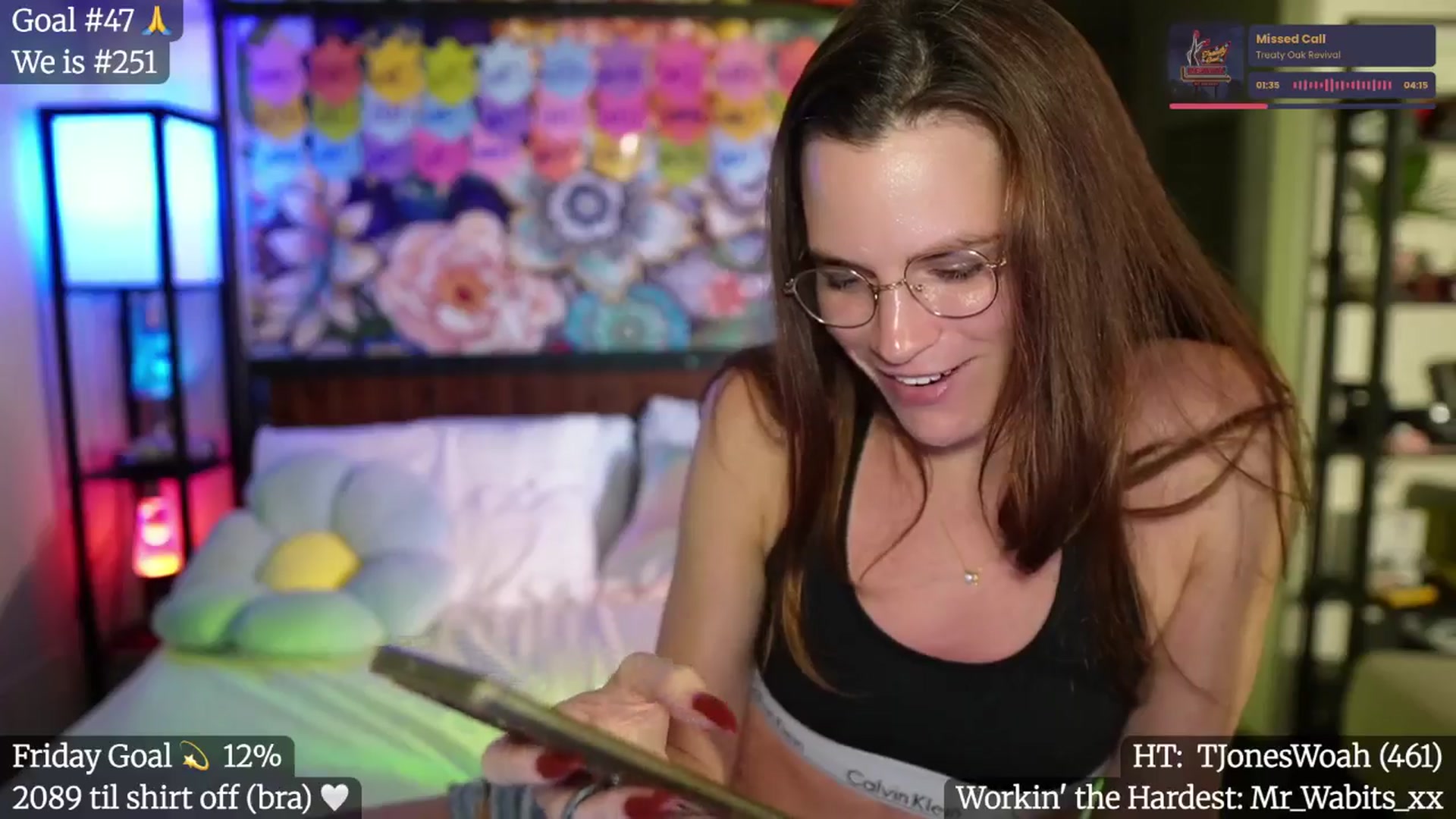 Gallery image thumbnail from Gia_Hill's myfreecams stream on, 05/10/2025, 05:03 image 8 of 20