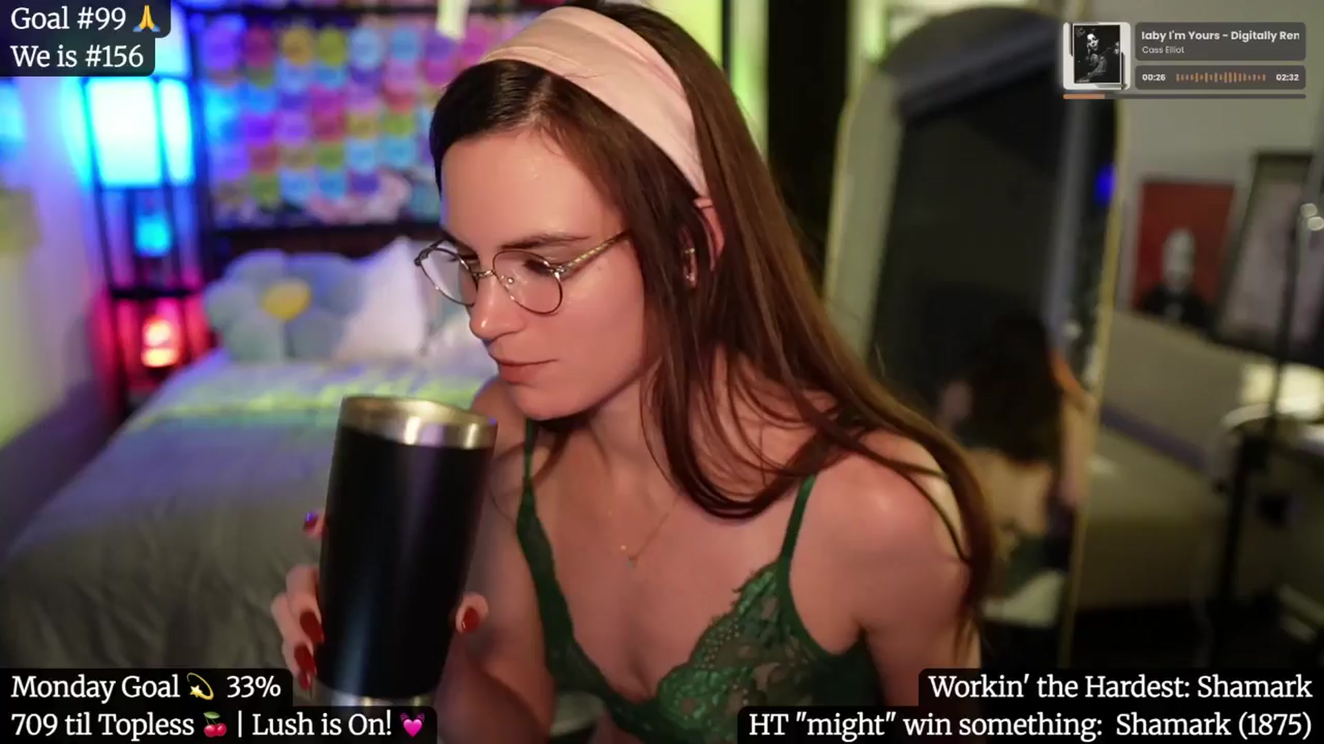 Gallery image thumbnail from Gia_Hill's myfreecams stream on, 05/13/2025, 03:45 image 16 of 20