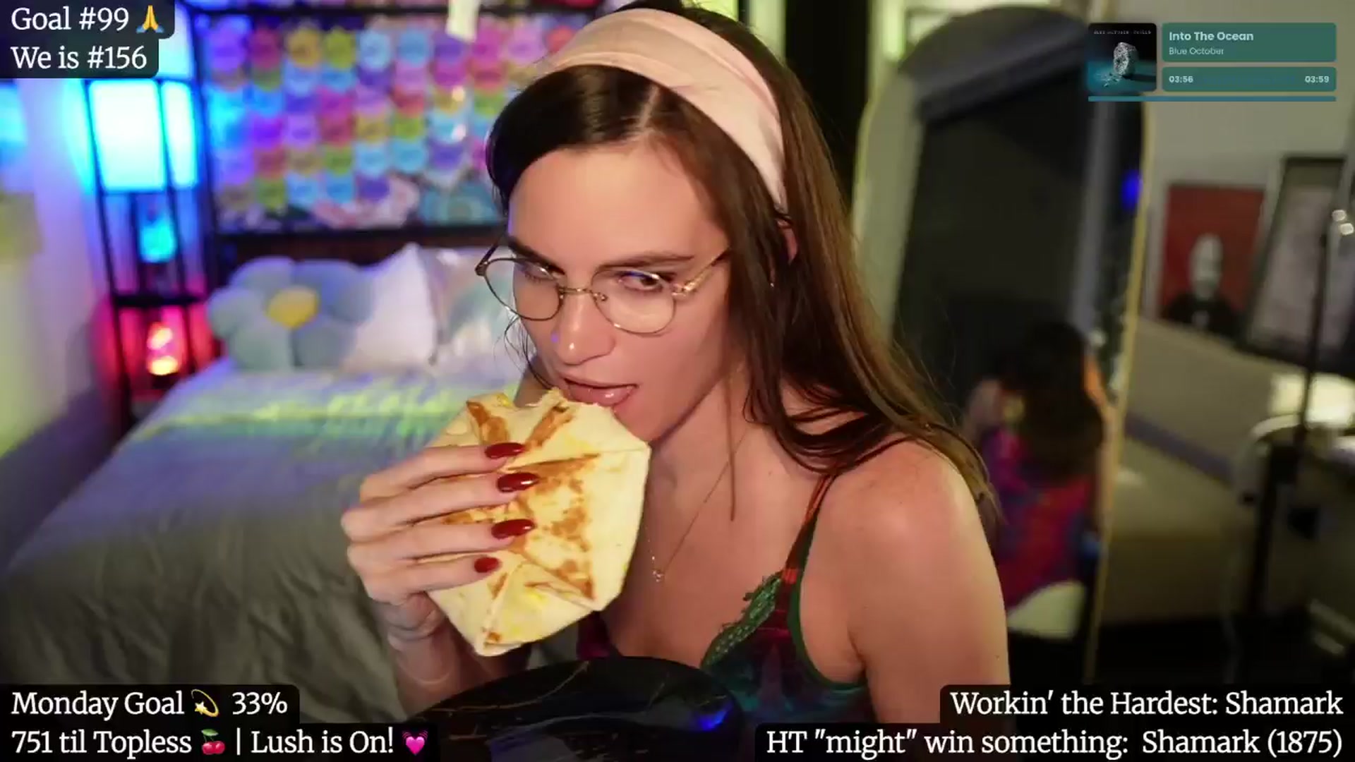 Gallery image thumbnail from Gia_Hill's myfreecams stream on, 05/13/2025, 03:45 image 11 of 20