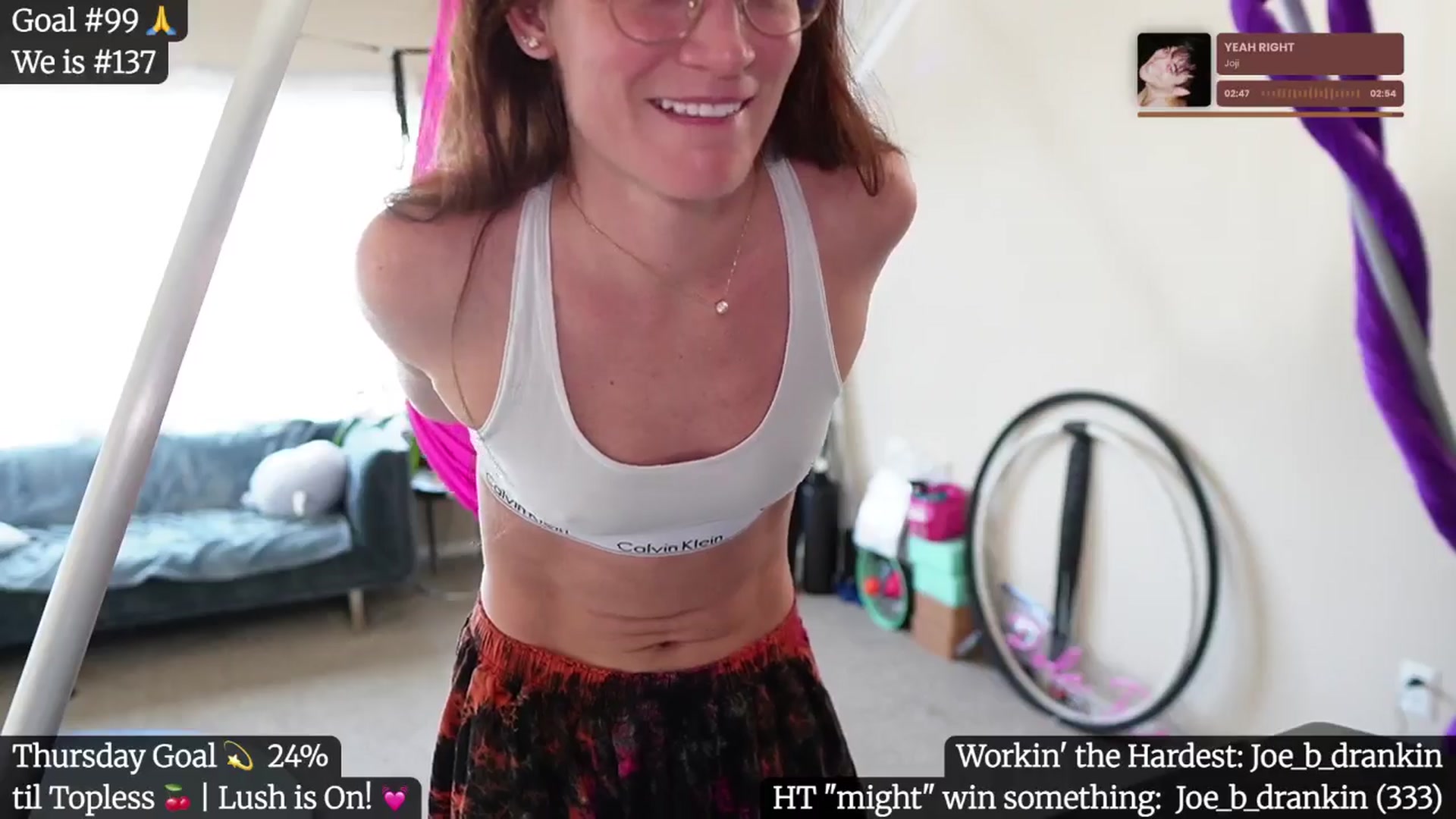 Gallery image thumbnail from Gia_Hill's myfreecams stream on, 05/15/2025, 22:32 image 17 of 20