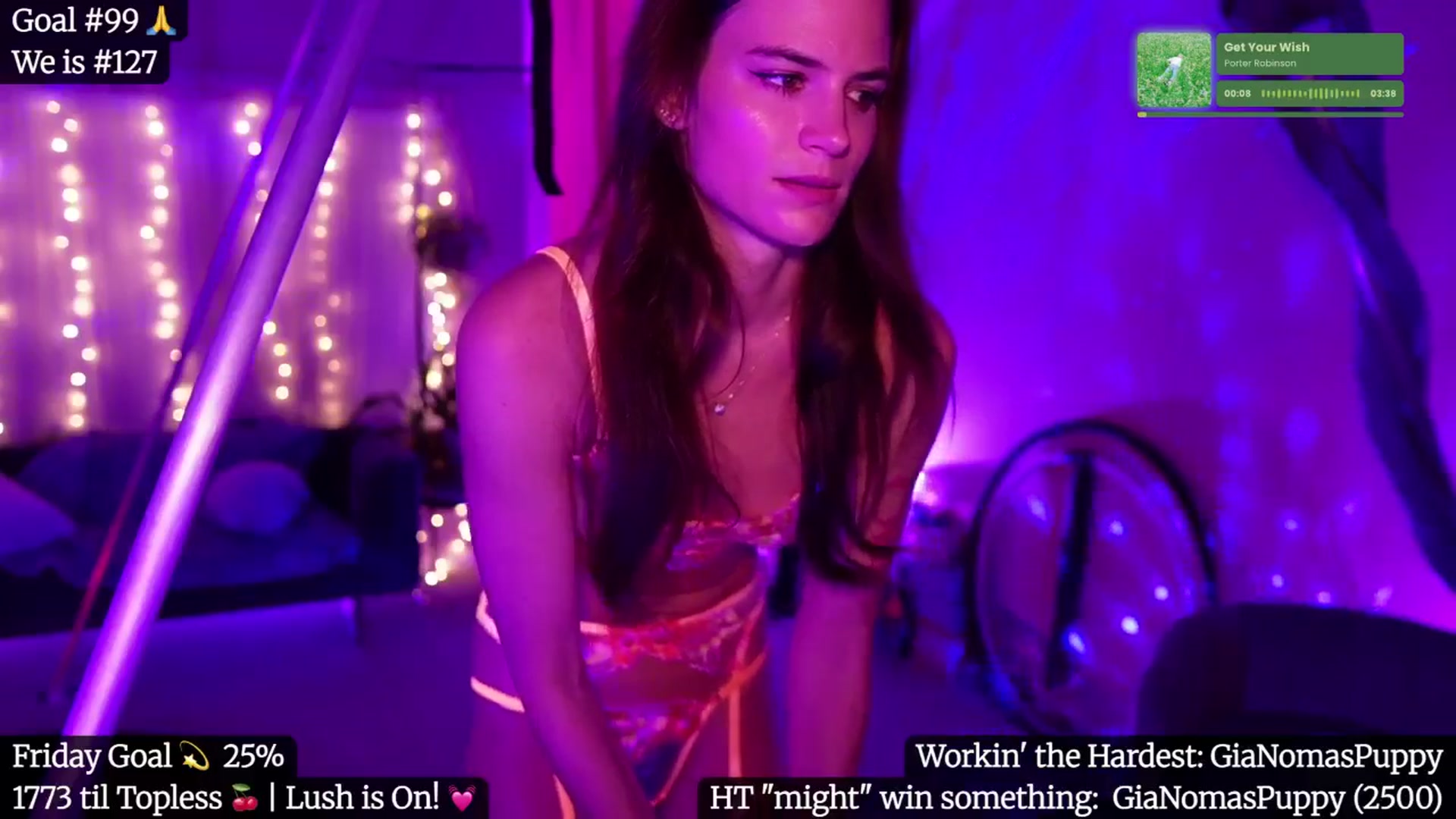Gallery image thumbnail from Gia_Hill's myfreecams stream on, 05/17/2025, 01:24 image 7 of 20