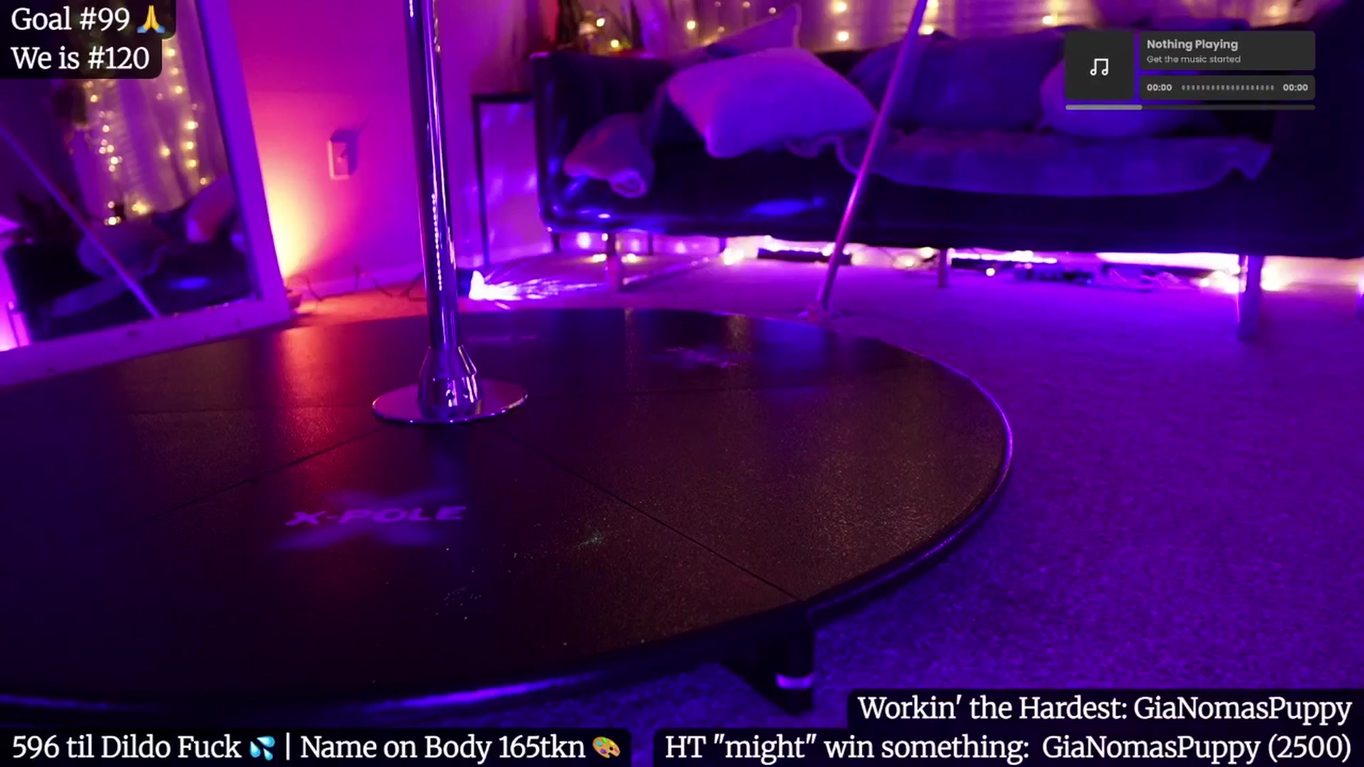 Gallery image thumbnail from Gia_Hill's myfreecams stream on, 05/17/2025, 05:19 image 5 of 20