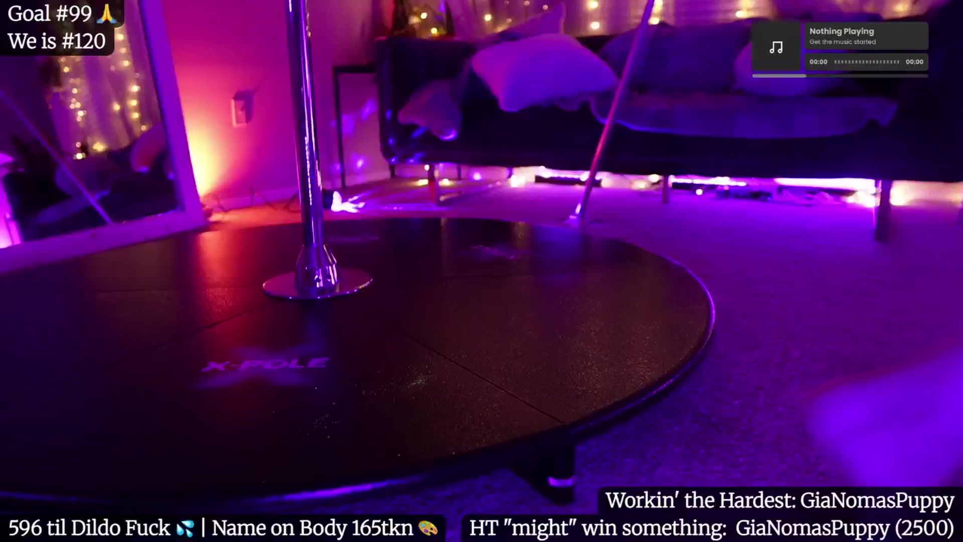Gallery image thumbnail from Gia_Hill's myfreecams stream on, 05/17/2025, 05:19 image 4 of 20