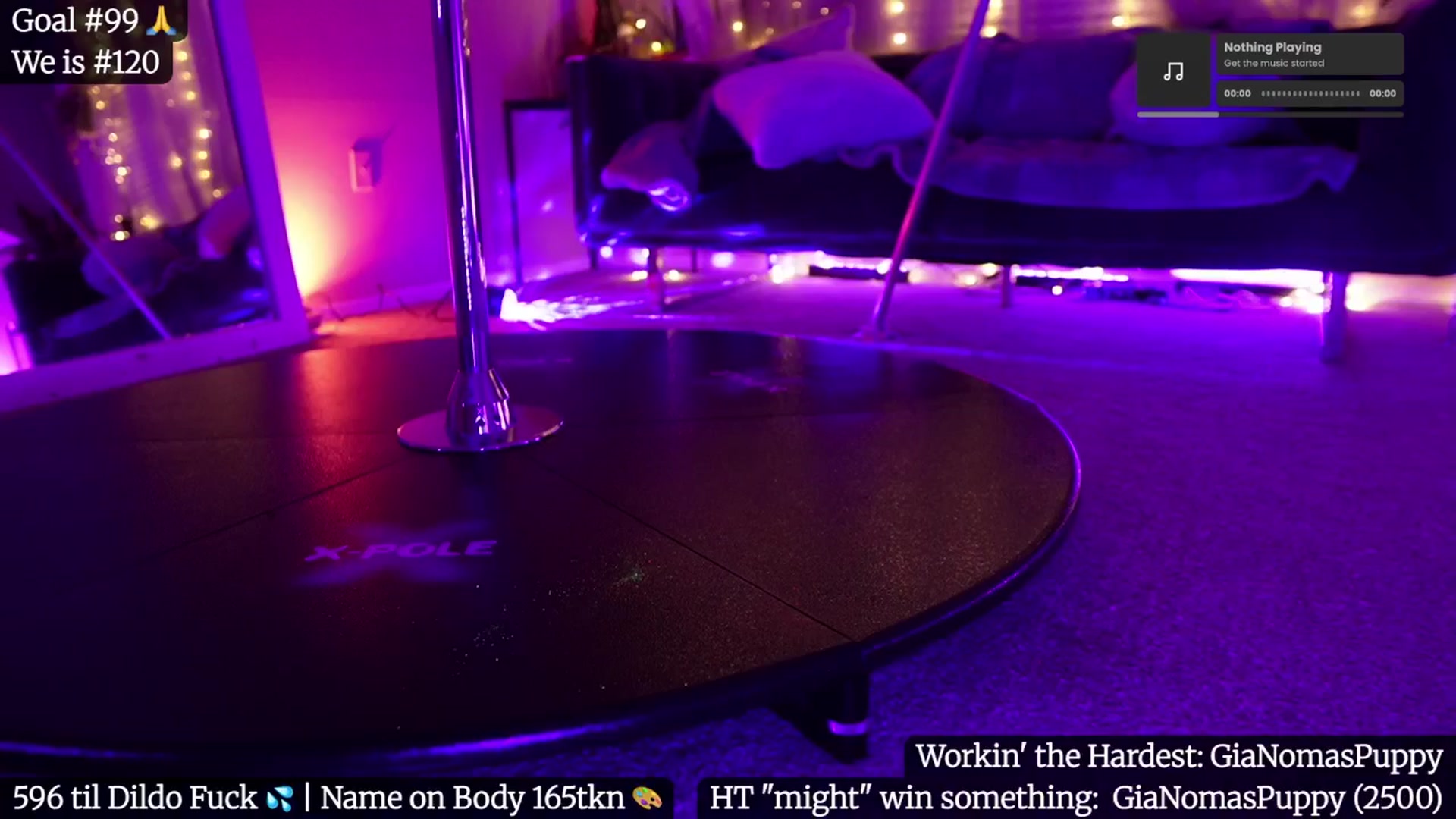 Gallery image thumbnail from Gia_Hill's myfreecams stream on, 05/17/2025, 05:19 image 8 of 20