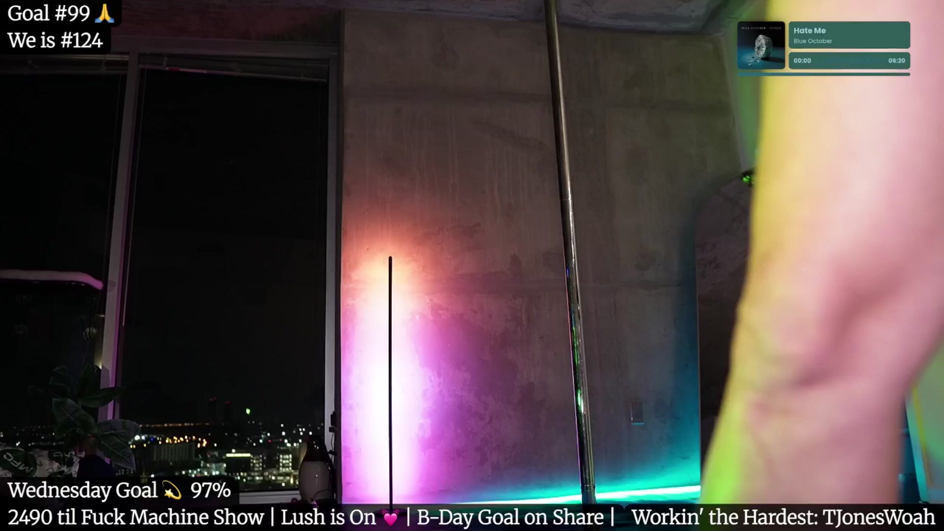 Gallery image thumbnail from Gia_Hill's myfreecams stream on, 05/22/2025, 24:03 image 12 of 20