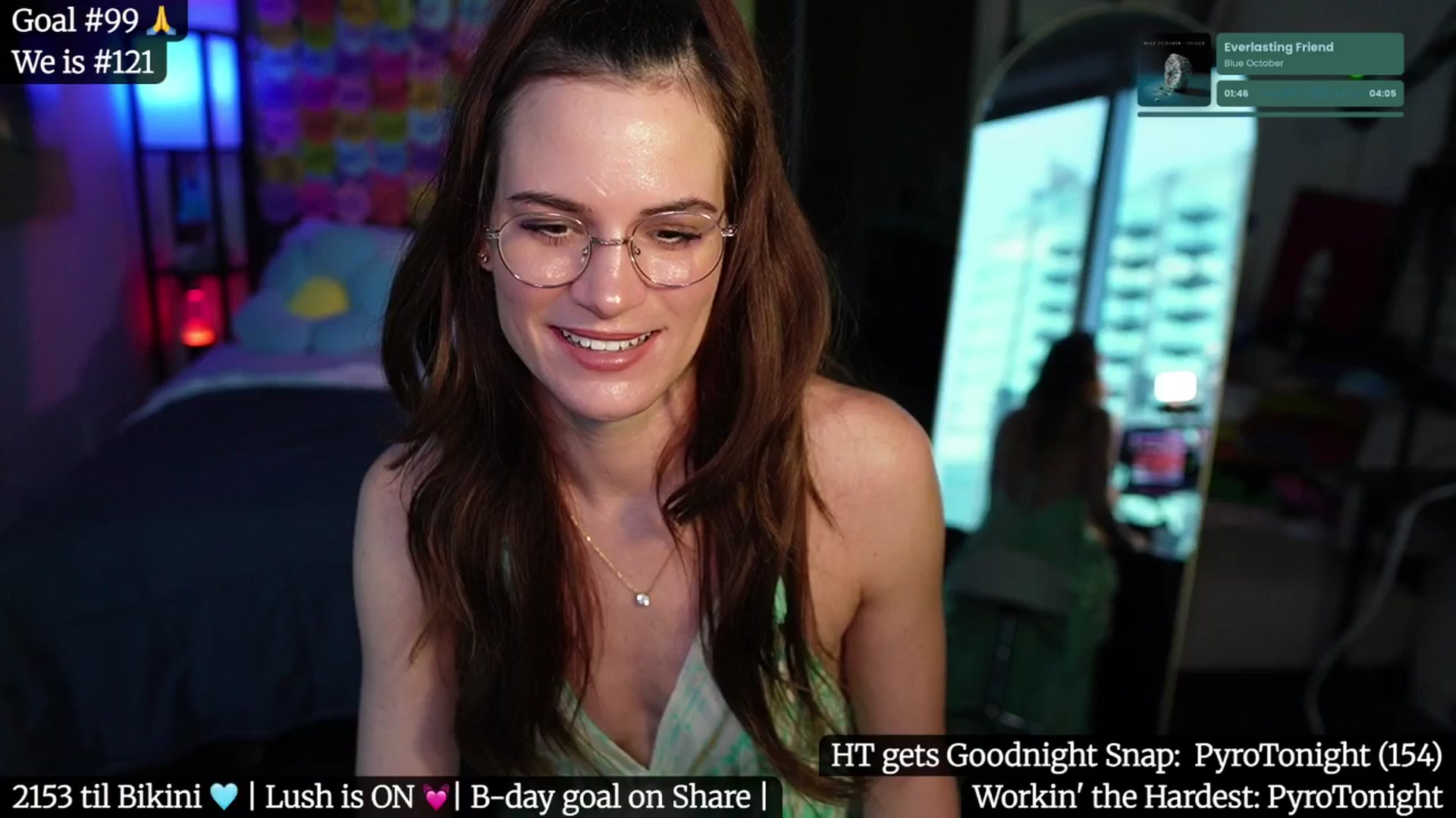 Gallery image thumbnail from Gia_Hill's myfreecams stream on, 05/25/2025, 04:47 image 3 of 20