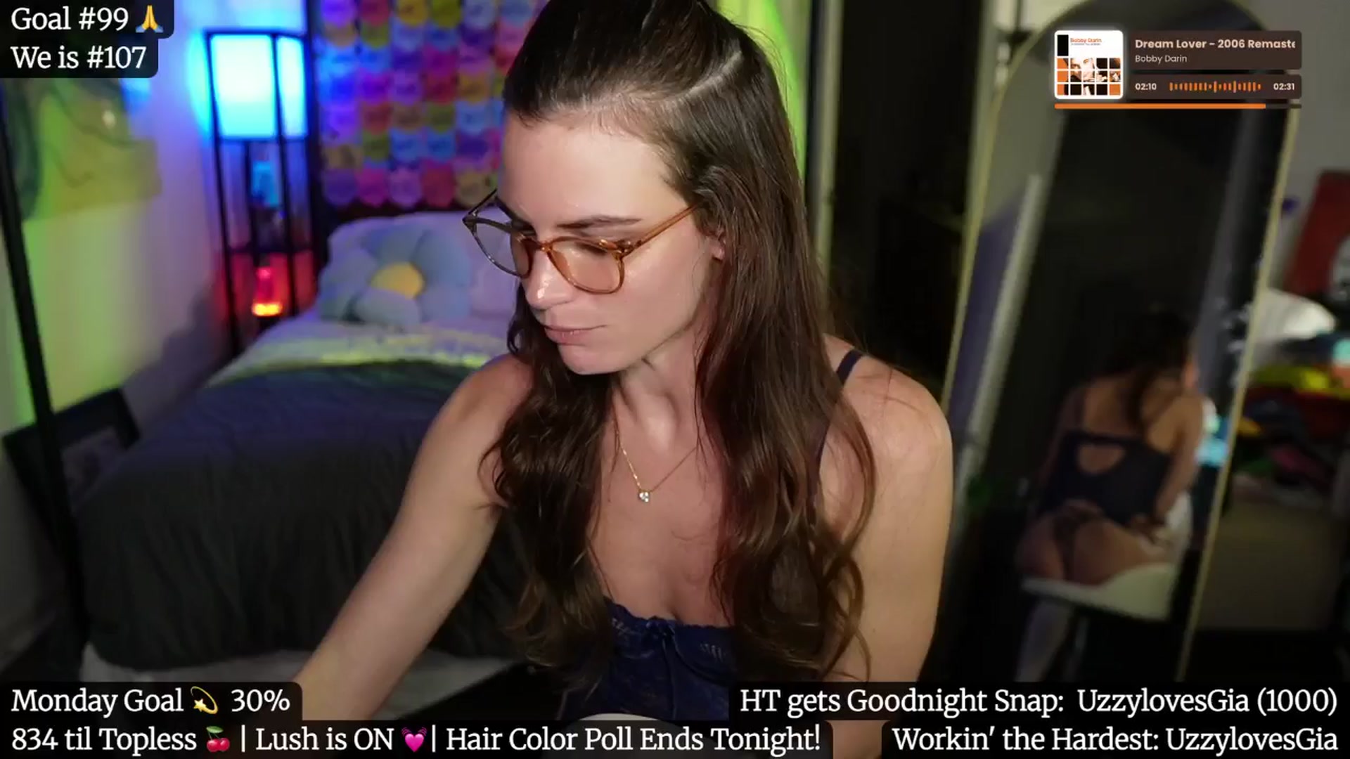 Gallery image thumbnail from Gia_Hill's myfreecams stream on, 05/27/2025, 06:38 image 5 of 20