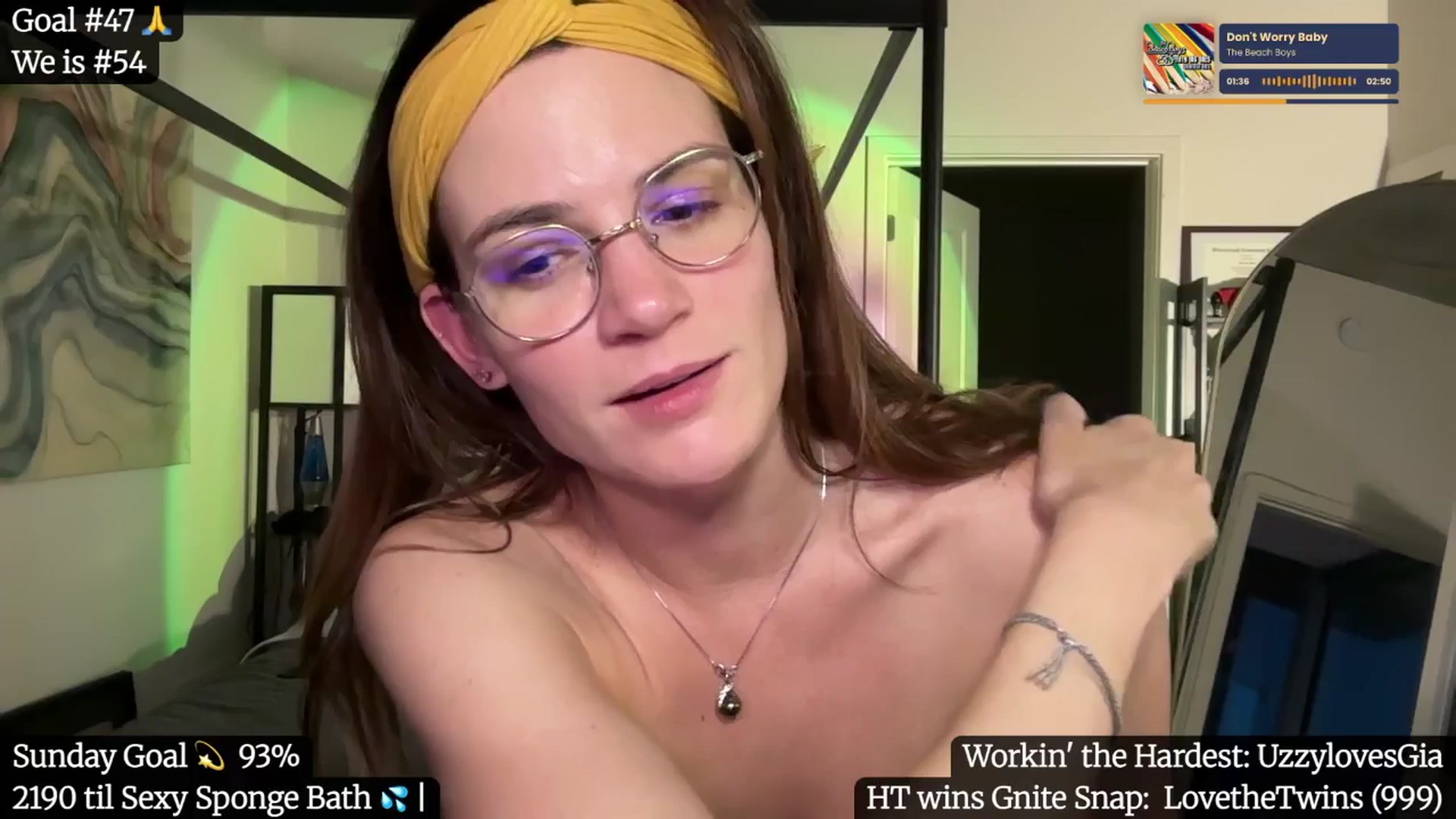 Gallery image thumbnail from Gia_Hill's myfreecams stream on, 06/02/2025, 24:57 image 12 of 20