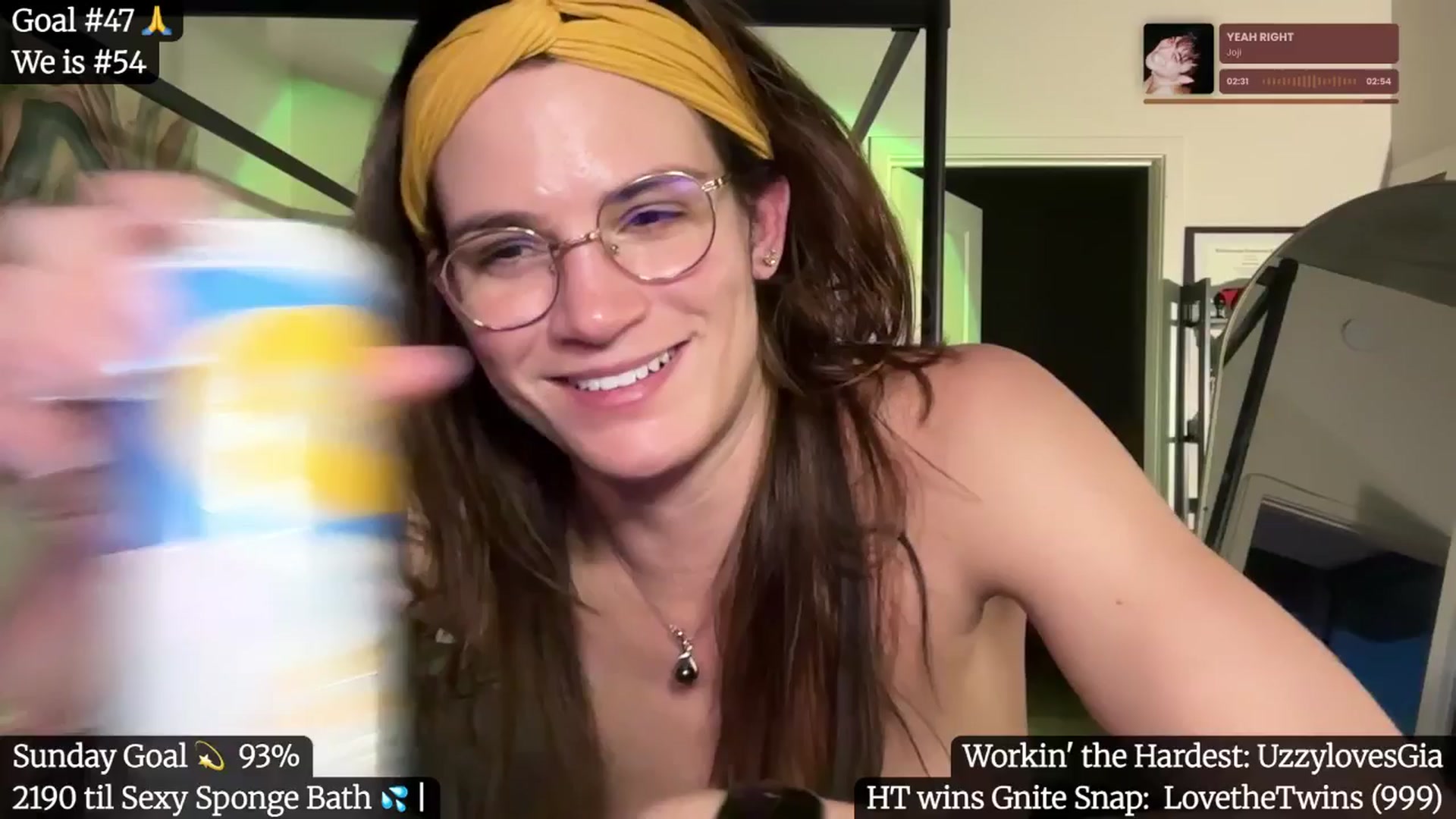 Gallery image thumbnail from Gia_Hill's myfreecams stream on, 06/02/2025, 24:57 image 8 of 20