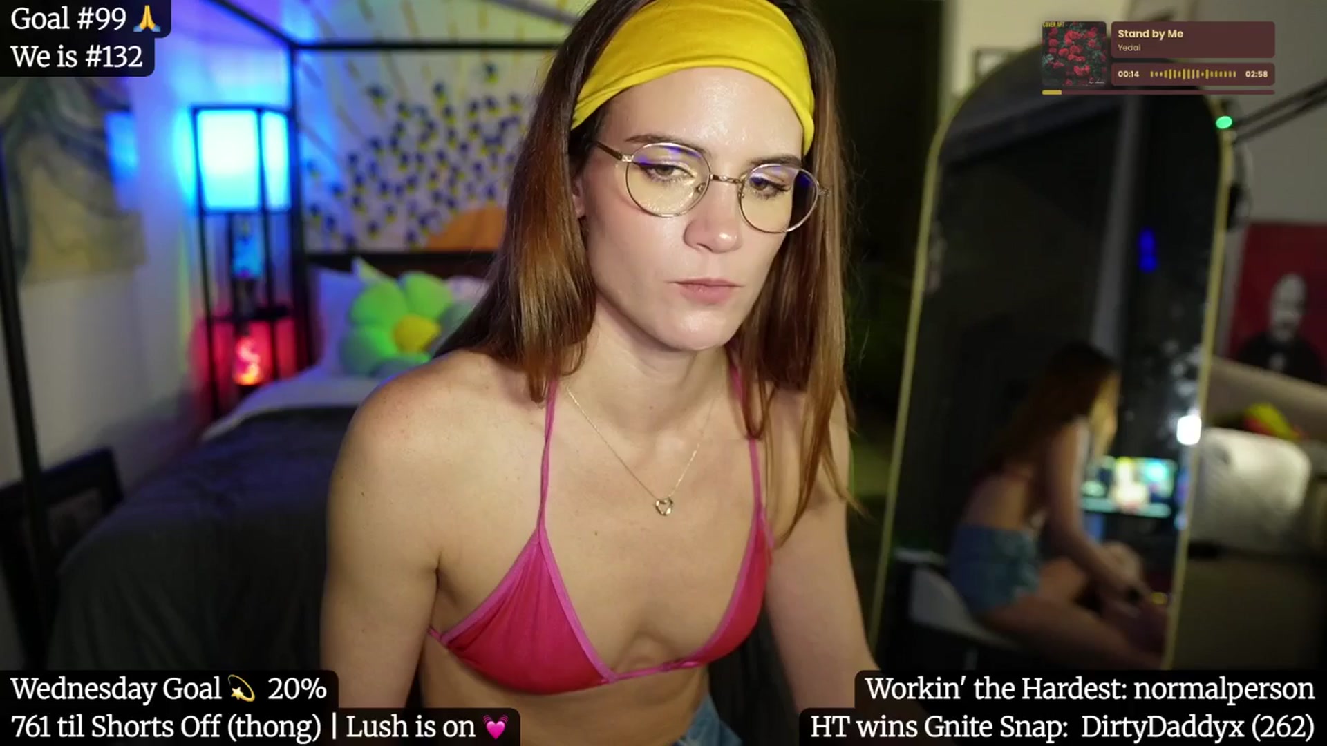 Gallery image thumbnail from Gia_Hill's myfreecams stream on, 06/05/2025, 03:30 image 17 of 20