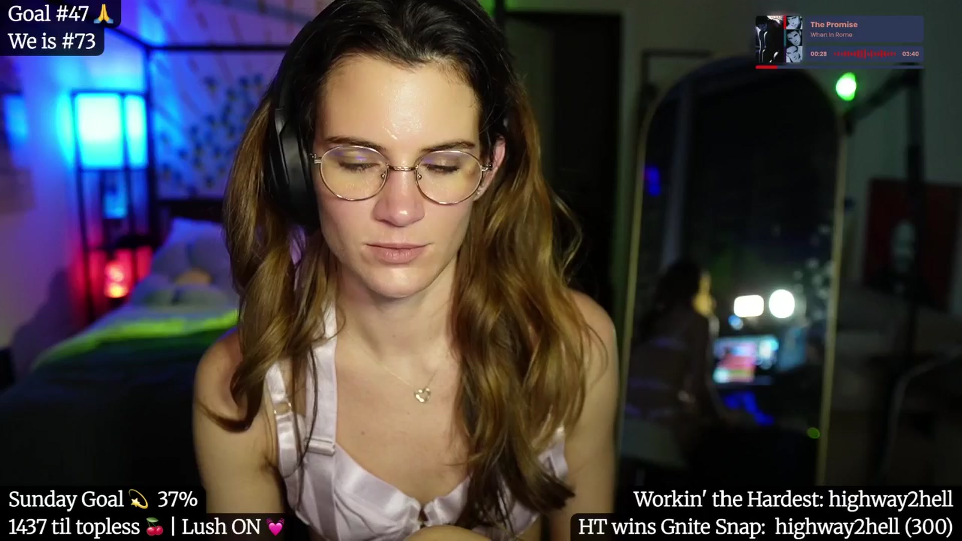Gallery image thumbnail from Gia_Hill's myfreecams stream on, 06/09/2025, 04:30 image 12 of 20