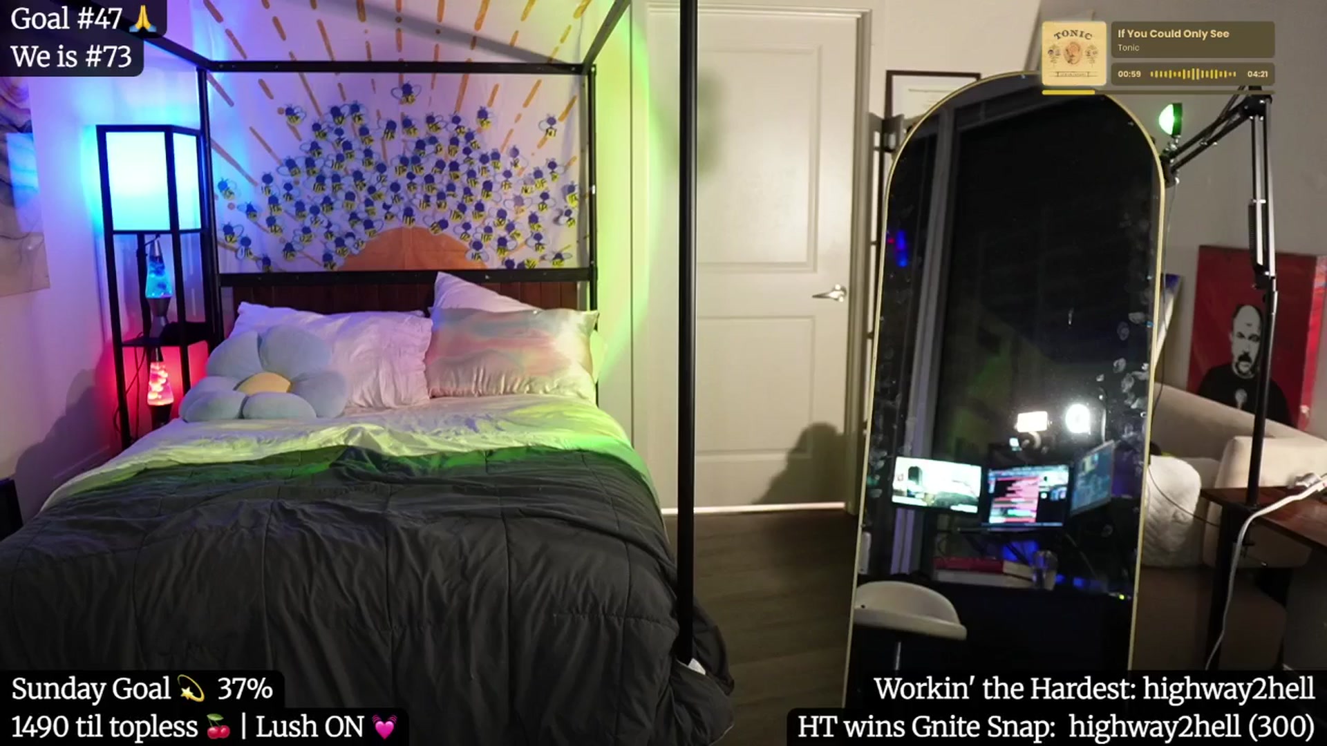Gallery image thumbnail from Gia_Hill's myfreecams stream on, 06/09/2025, 04:30 image 10 of 20