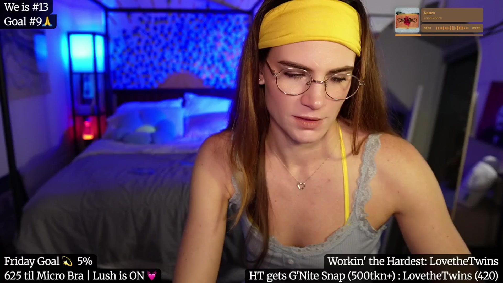 Gallery image thumbnail from Gia_Hill's myfreecams stream on, 06/28/2025, 01:51 image 17 of 20