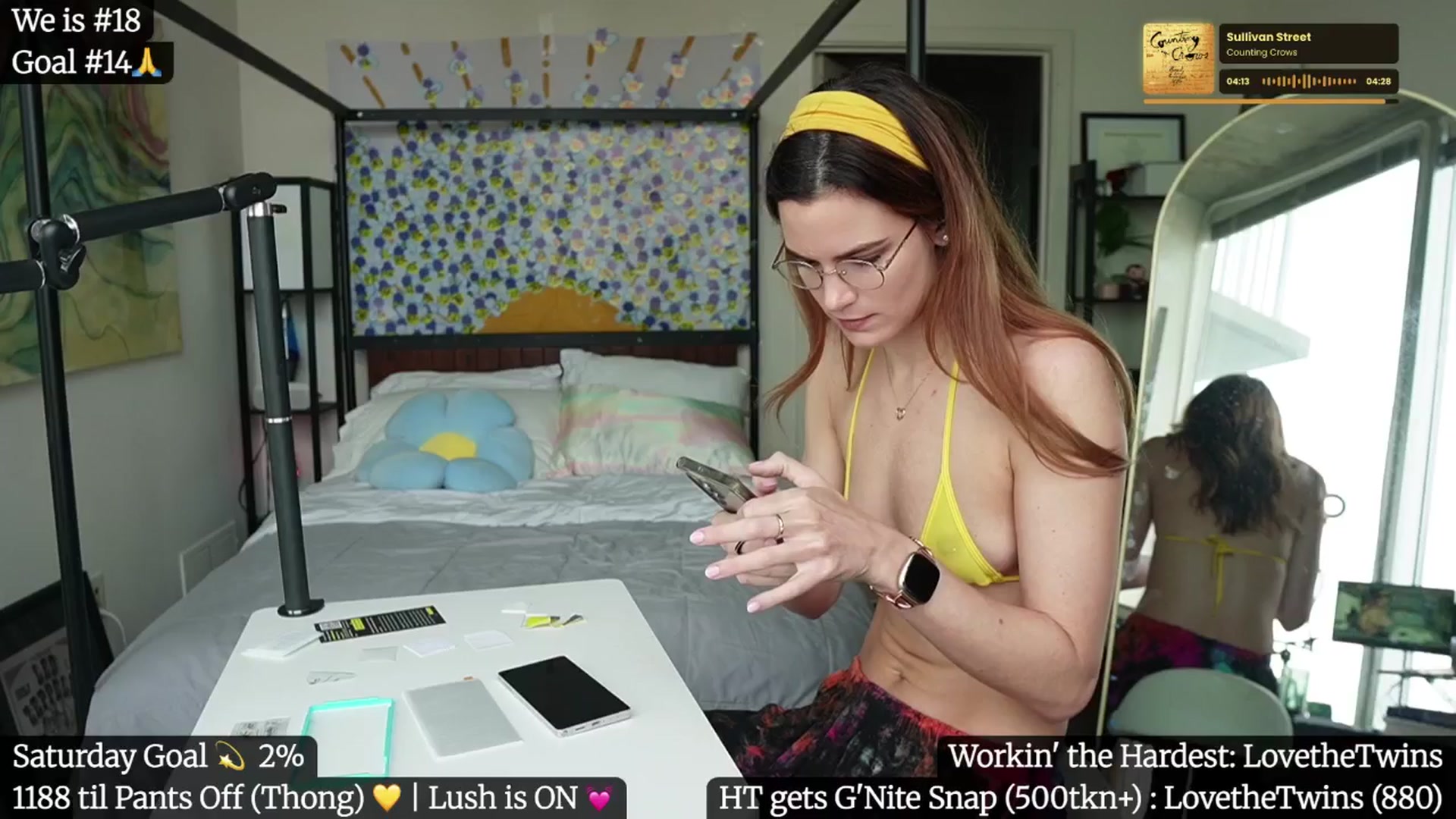 Gallery image thumbnail from Gia_Hill's myfreecams stream on, 06/28/2025, 23:29 image 6 of 20