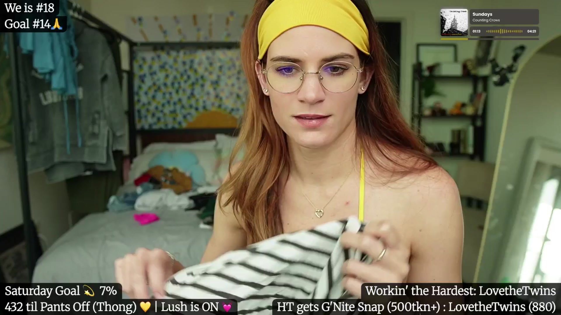 Gallery image thumbnail from Gia_Hill's myfreecams stream on, 06/28/2025, 23:29 image 16 of 20