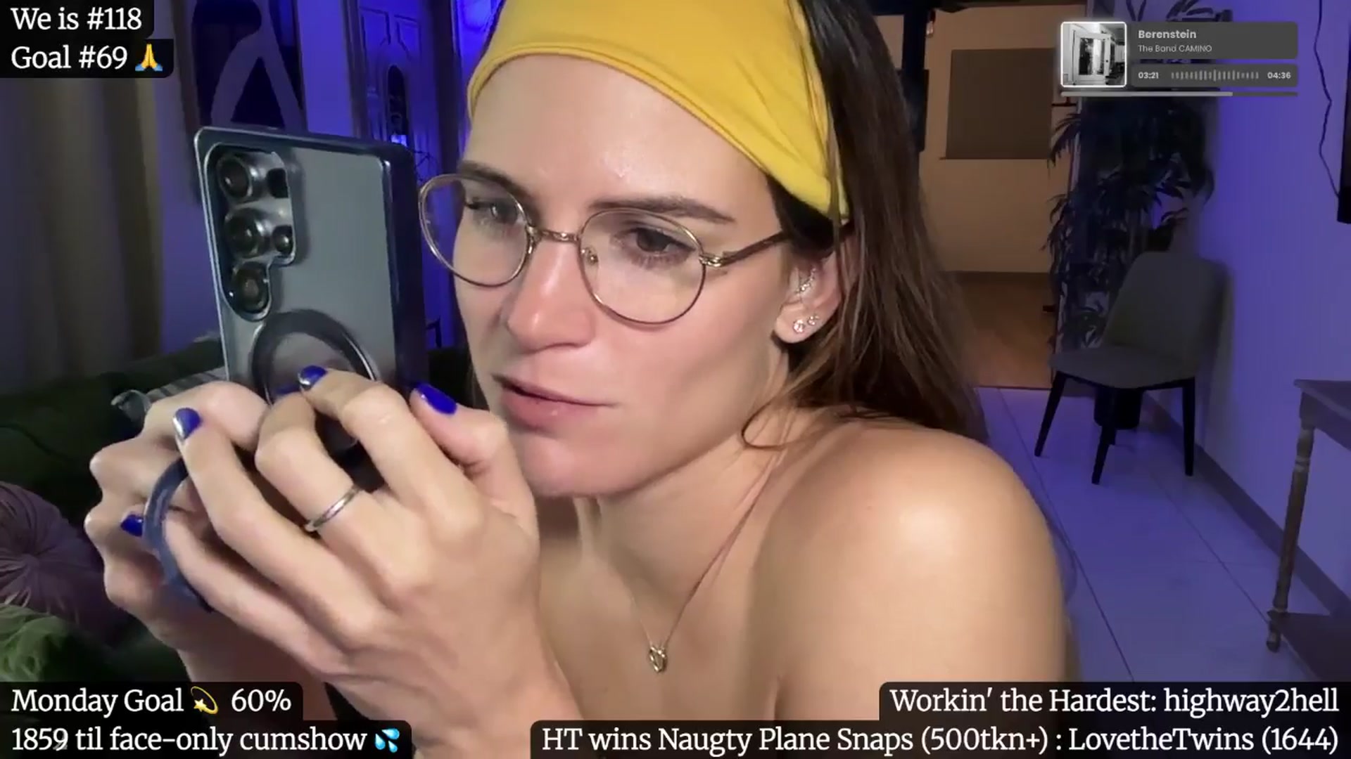 Gallery image thumbnail from Gia_Hill's myfreecams stream on, 07/08/2025, 04:49 image 11 of 20