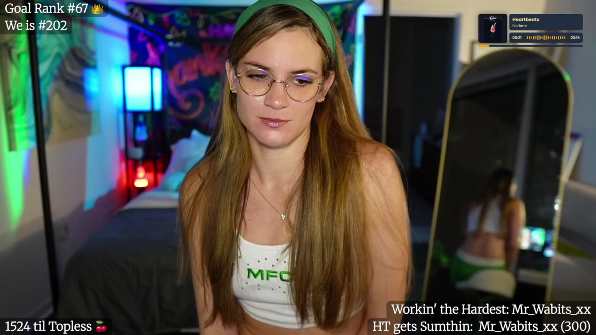 Gallery image thumbnail from Gia_Hill's myfreecams stream on, 11/06/2025, 04:38 image 4 of 20