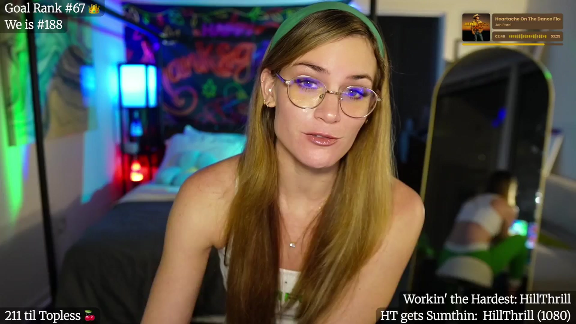 Gallery image thumbnail from Gia_Hill's myfreecams stream on, 11/06/2025, 04:38 image 6 of 20