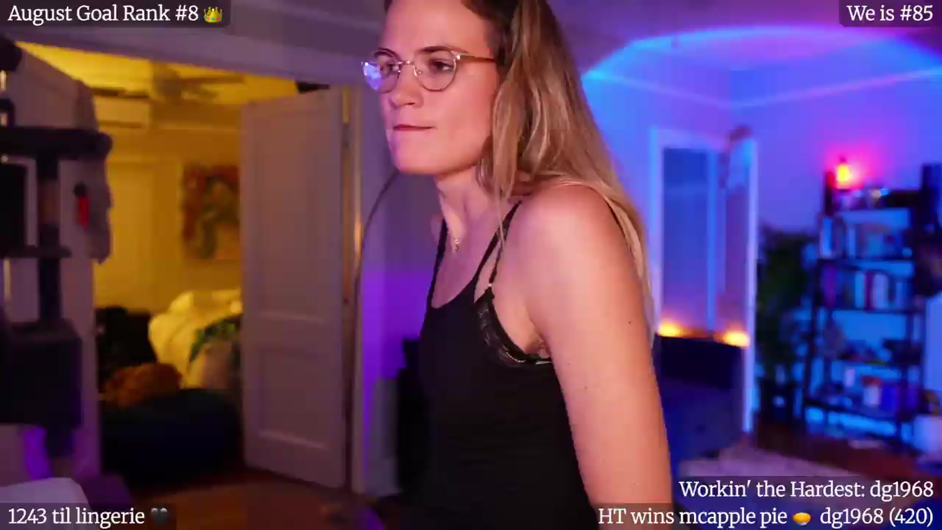 Gallery image thumbnail from Gia_Hill's myfreecams stream on, 08/09/2026, 03:22 image 18 of 20